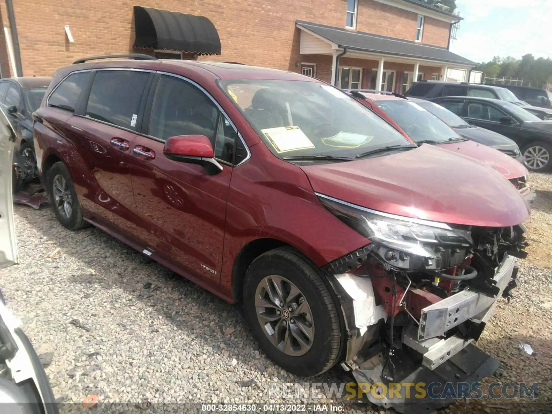 1 Photograph of a damaged car 5TDYRKEC5MS055845 TOYOTA SIENNA 2021