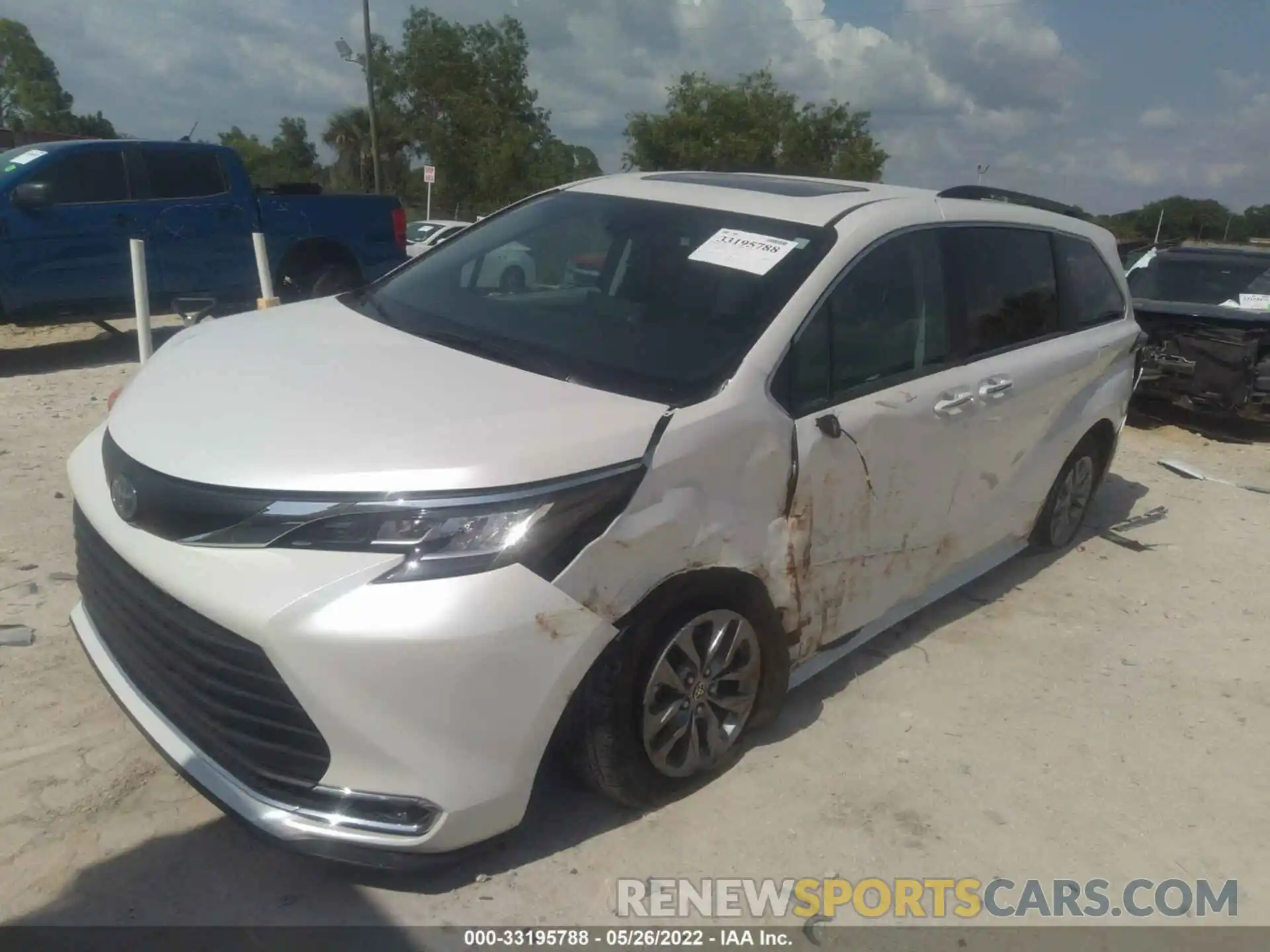 2 Фотография поврежденного автомобиля 5TDYRKEC5MS062584 TOYOTA SIENNA 2021