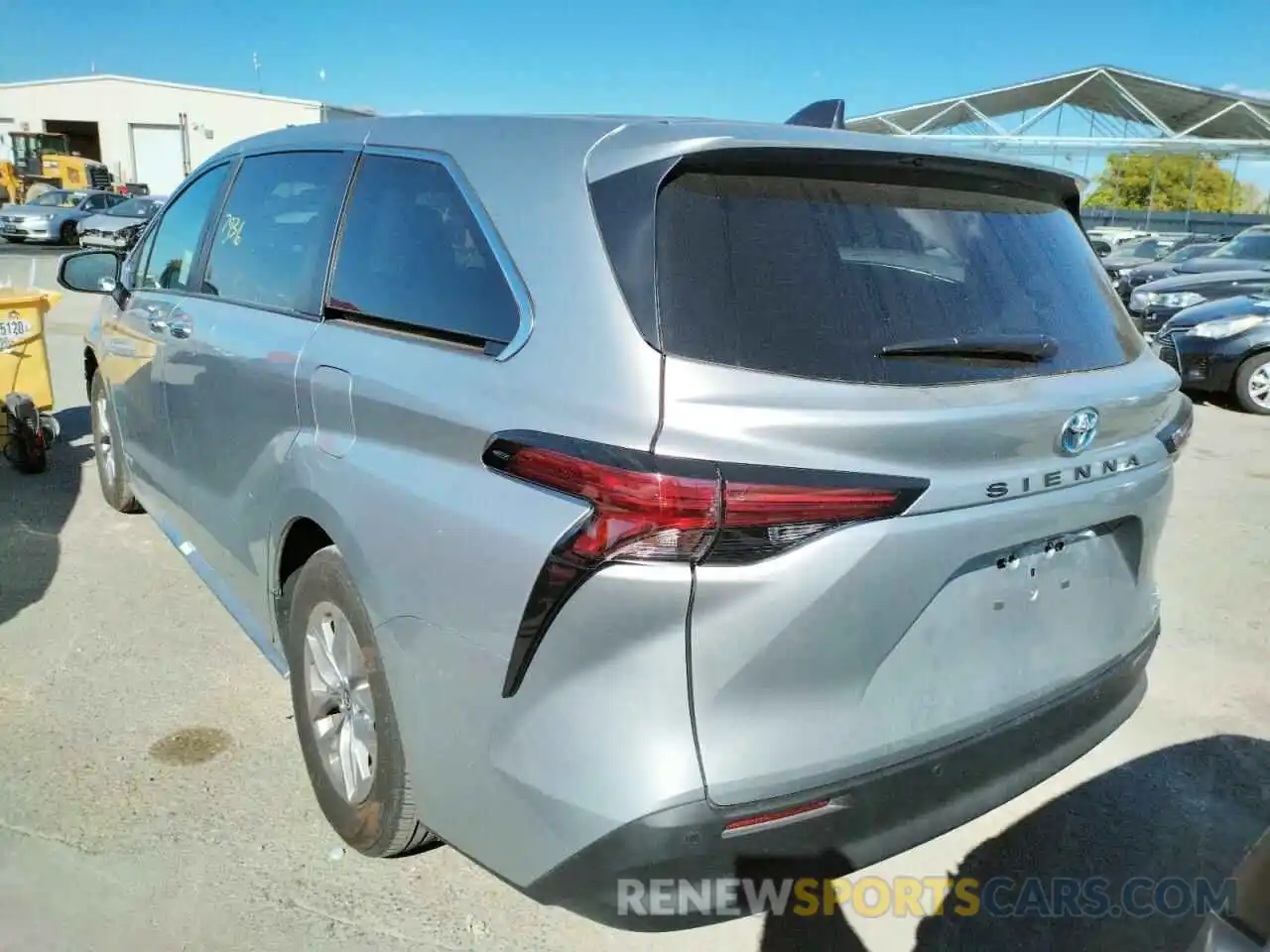 3 Photograph of a damaged car 5TDYRKEC5MS071687 TOYOTA SIENNA 2021