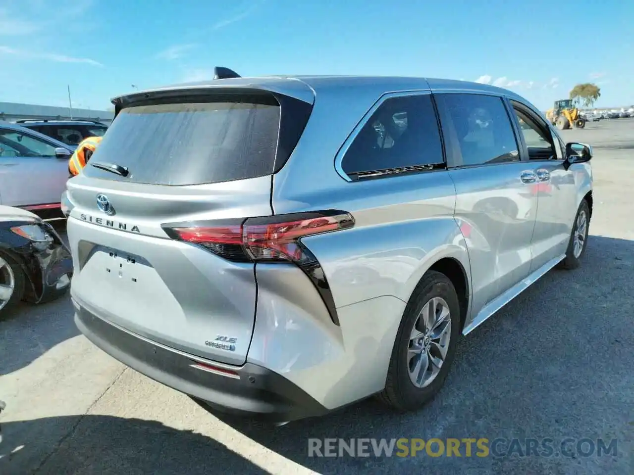 4 Photograph of a damaged car 5TDYRKEC5MS071687 TOYOTA SIENNA 2021