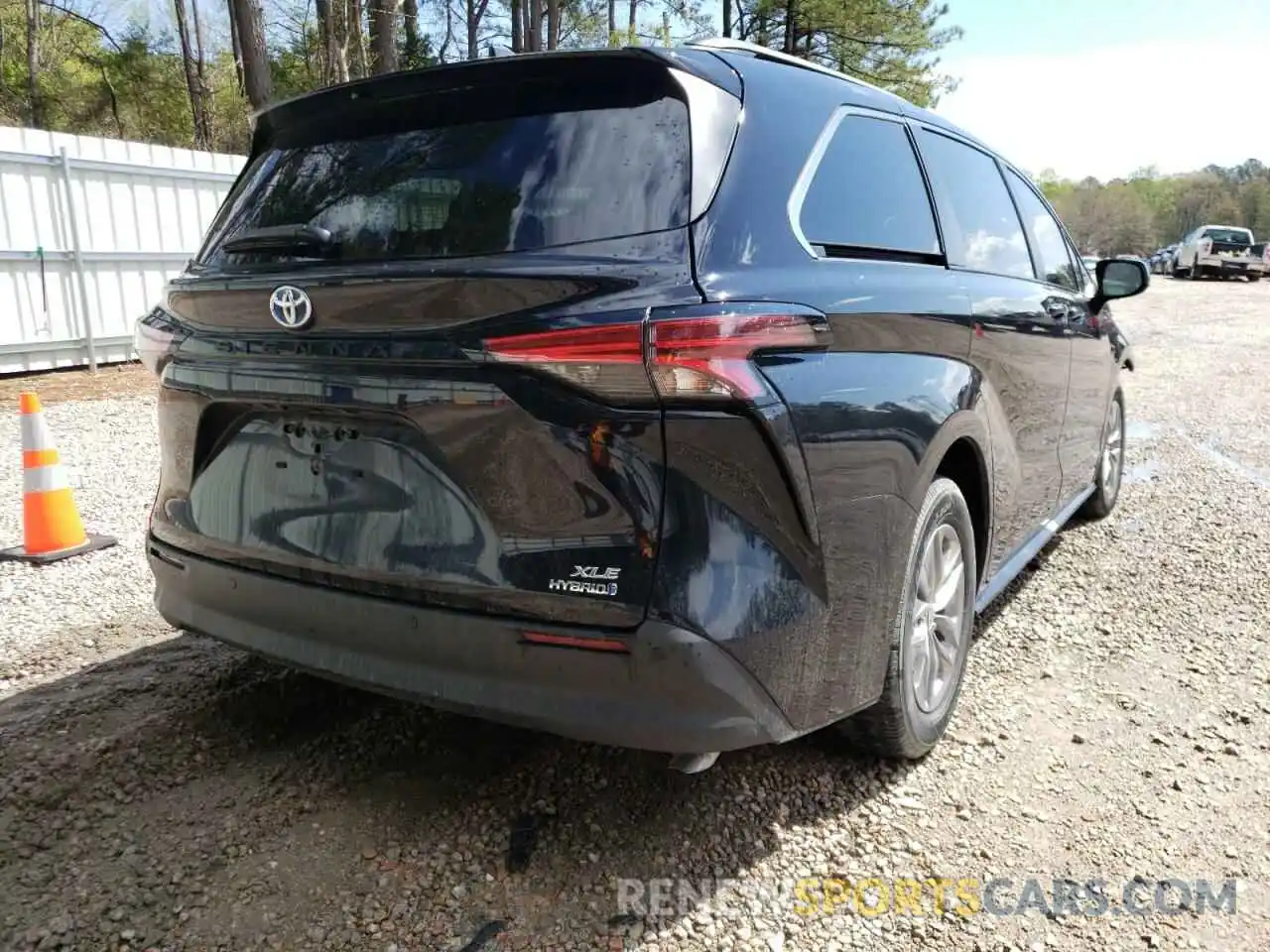 4 Фотография поврежденного автомобиля 5TDYRKEC6MS057541 TOYOTA SIENNA 2021