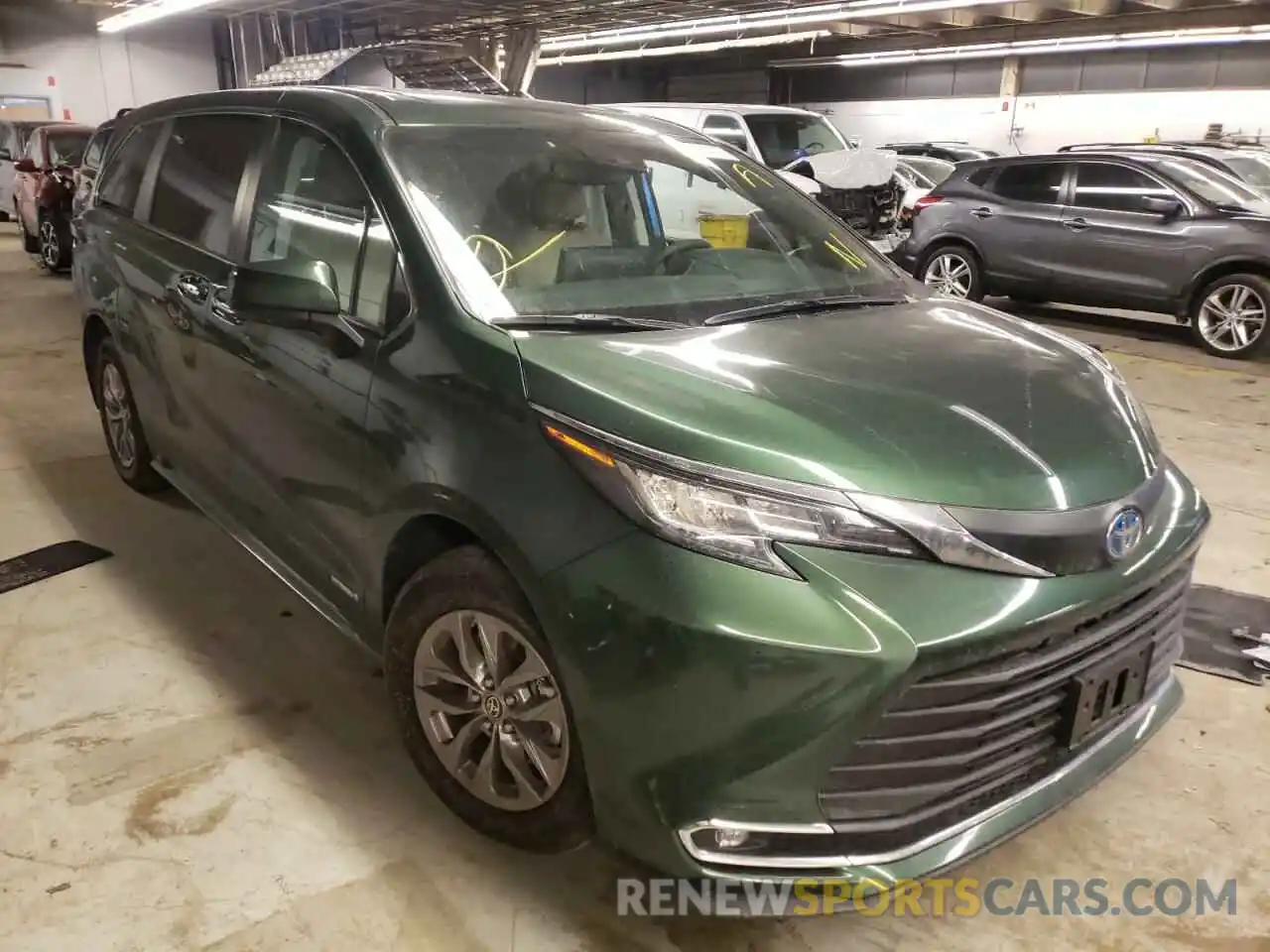 1 Photograph of a damaged car 5TDYRKEC7MS012480 TOYOTA SIENNA 2021