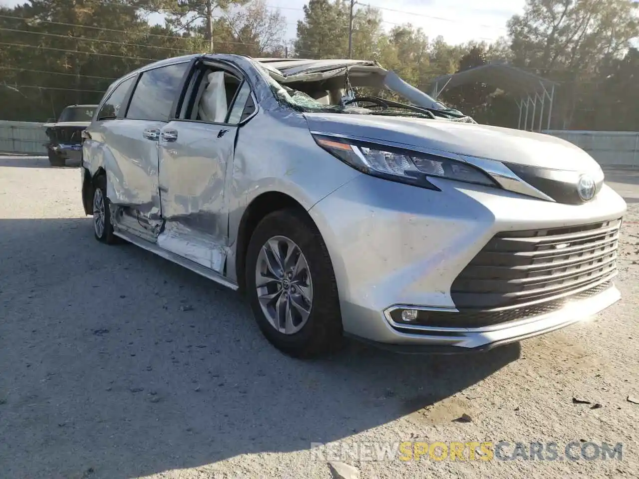 1 Photograph of a damaged car 5TDYRKEC7MS023639 TOYOTA SIENNA 2021