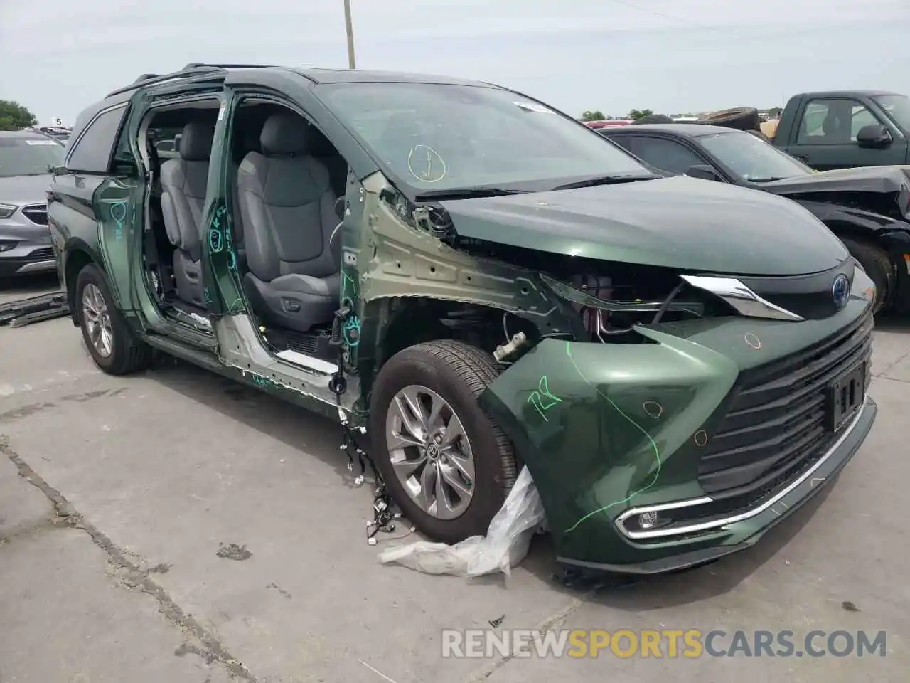 1 Photograph of a damaged car 5TDYRKEC7MS059640 TOYOTA SIENNA 2021