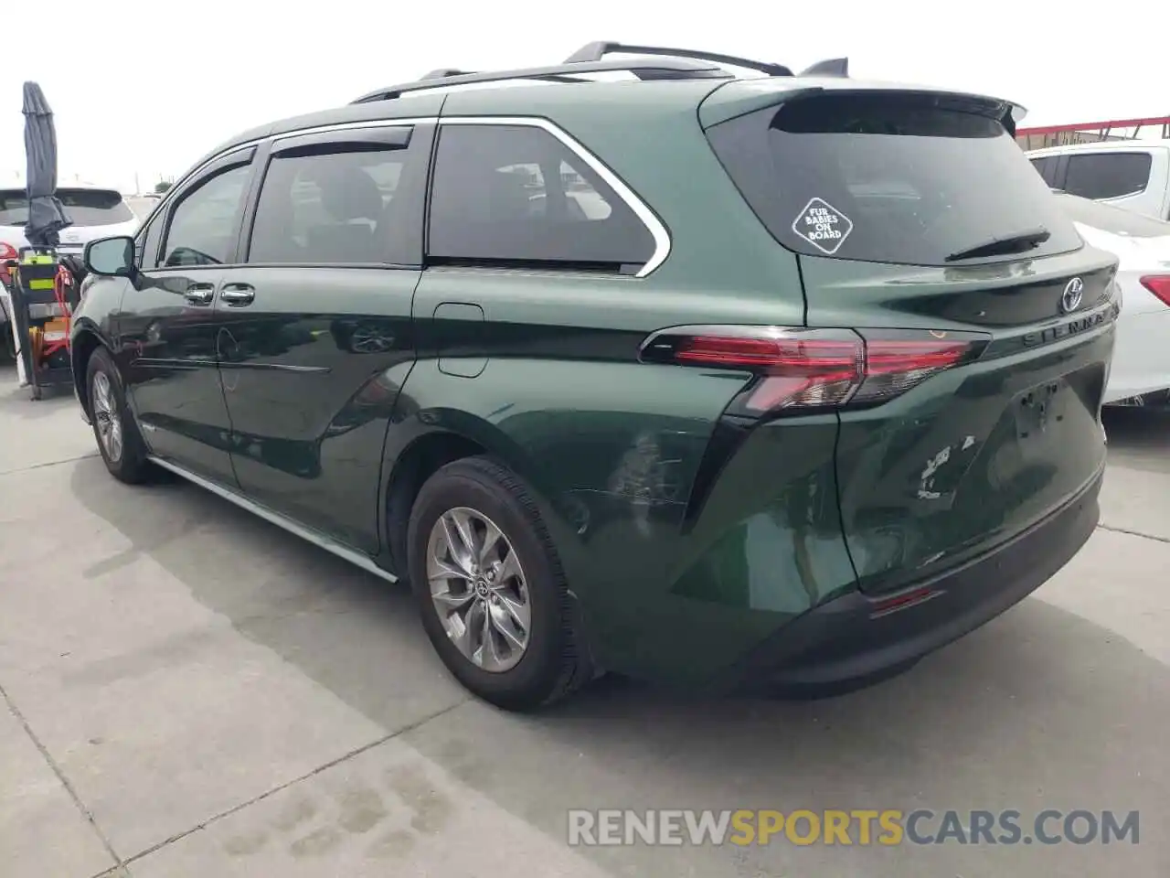 3 Фотография поврежденного автомобиля 5TDYRKEC7MS059640 TOYOTA SIENNA 2021