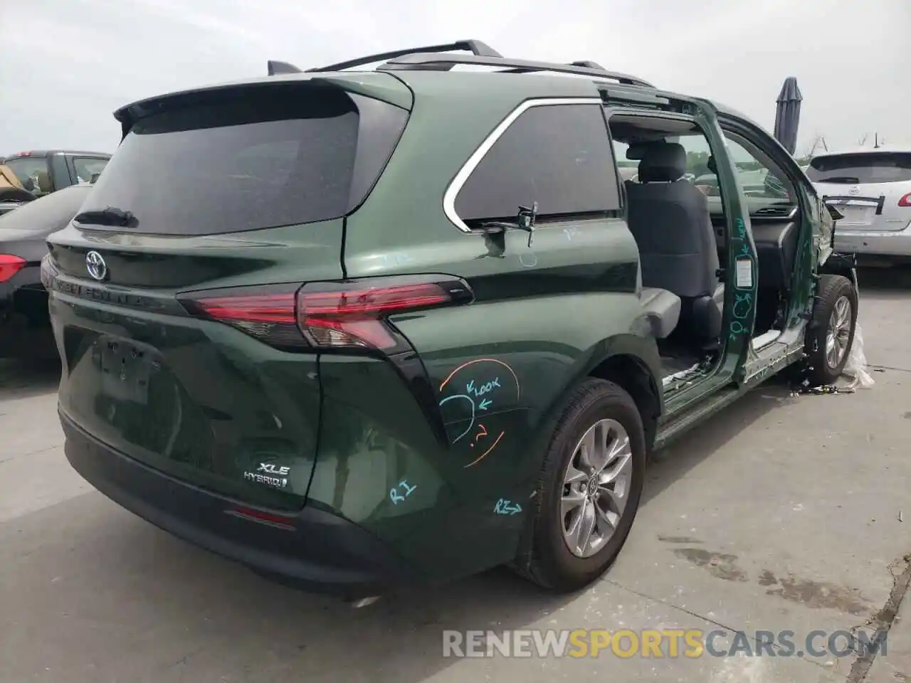 4 Photograph of a damaged car 5TDYRKEC7MS059640 TOYOTA SIENNA 2021