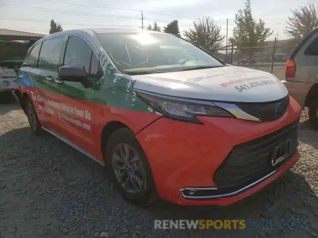 1 Photograph of a damaged car 5TDYRKEC8MS006557 TOYOTA SIENNA 2021