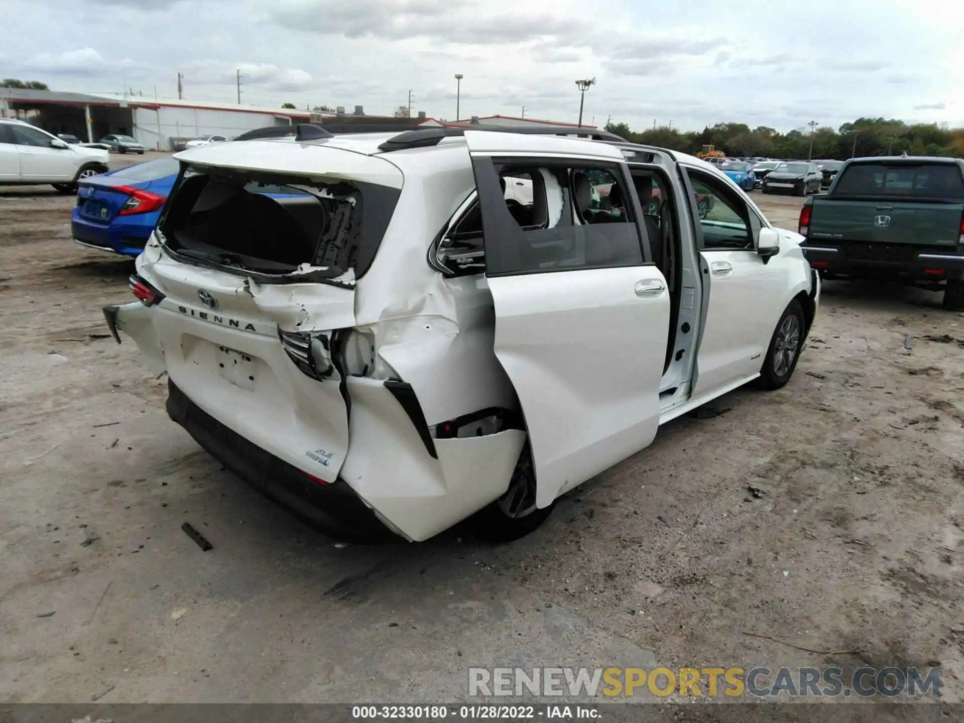 4 Фотография поврежденного автомобиля 5TDYRKEC8MS013881 TOYOTA SIENNA 2021