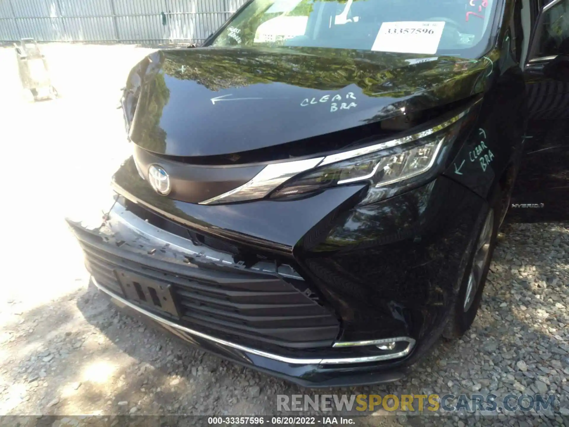 12 Photograph of a damaged car 5TDYRKEC9MS051801 TOYOTA SIENNA 2021