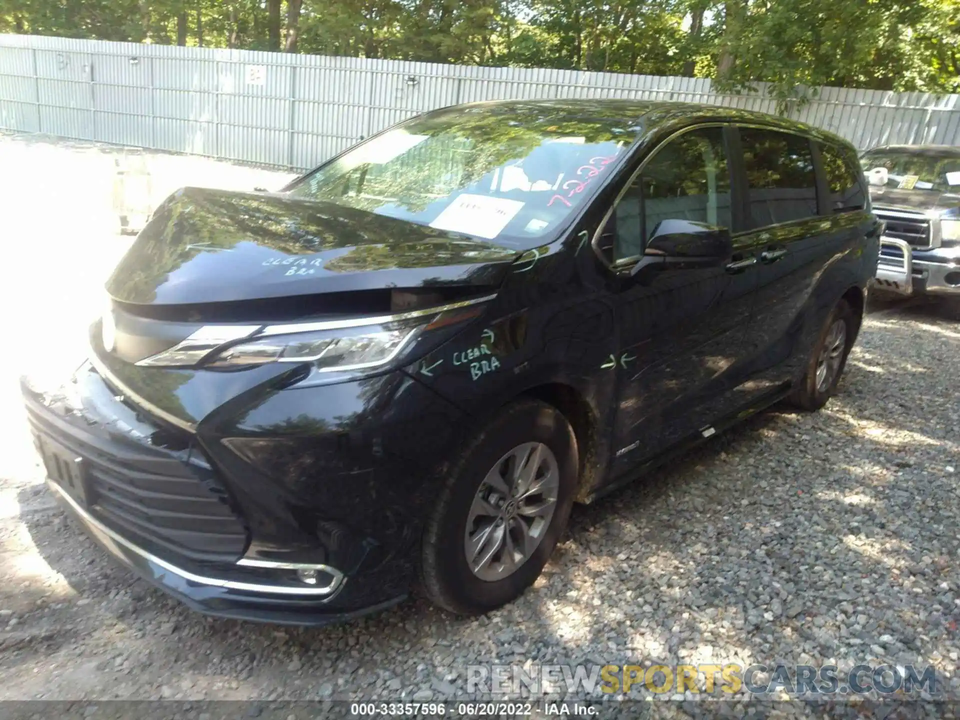 2 Фотография поврежденного автомобиля 5TDYRKEC9MS051801 TOYOTA SIENNA 2021