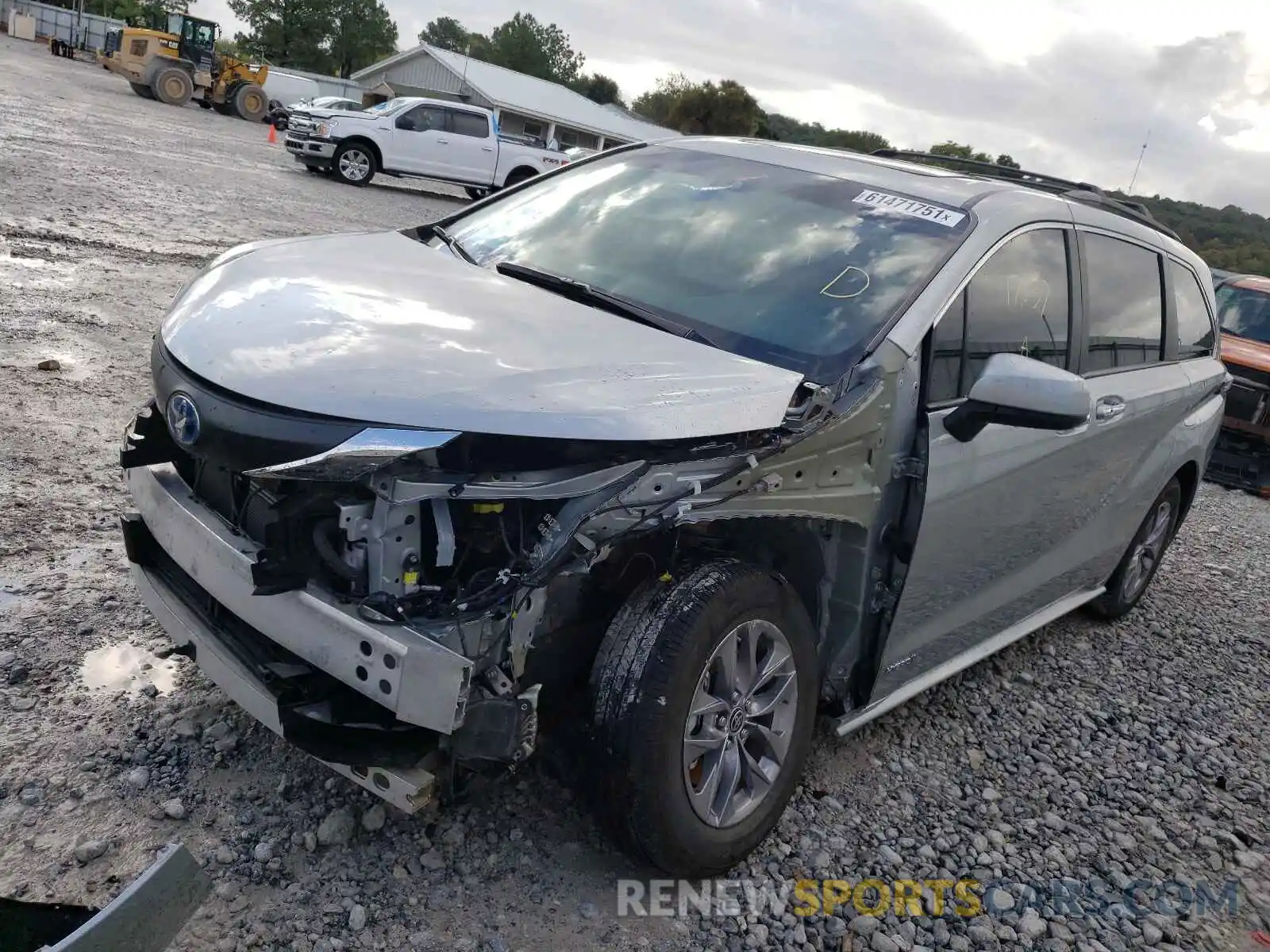 2 Photograph of a damaged car 5TDYRKECXMS002929 TOYOTA SIENNA 2021