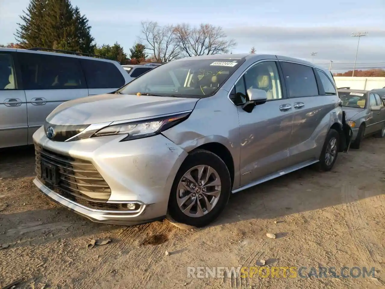 2 Photograph of a damaged car 5TDYRKECXMS019648 TOYOTA SIENNA 2021