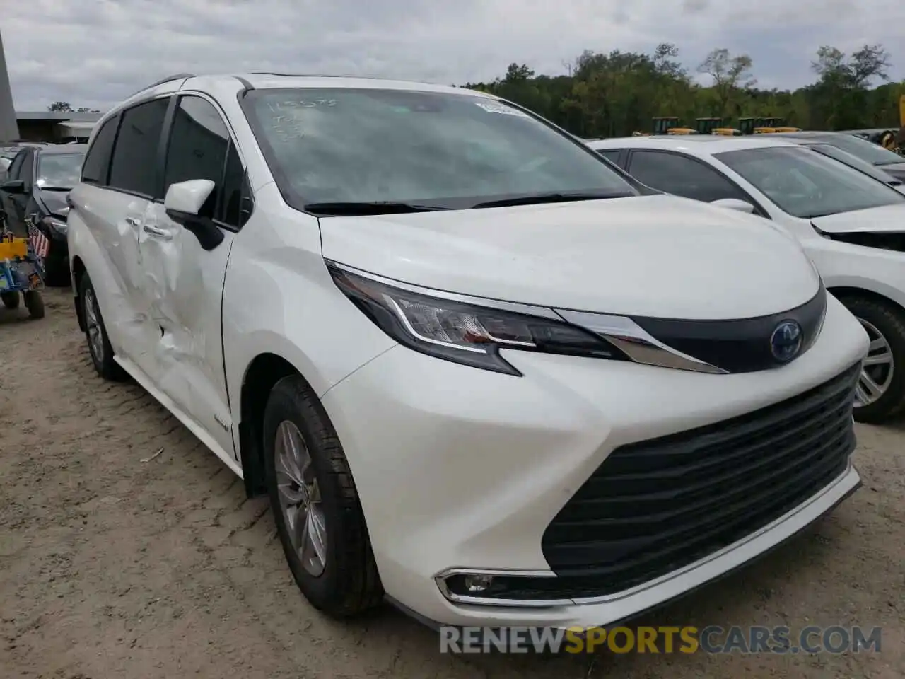 1 Photograph of a damaged car 5TDYRKECXMS051435 TOYOTA SIENNA 2021