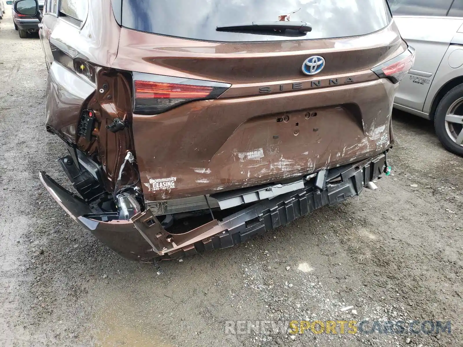 9 Фотография поврежденного автомобиля 5TDYRKECXMS054495 TOYOTA SIENNA 2021