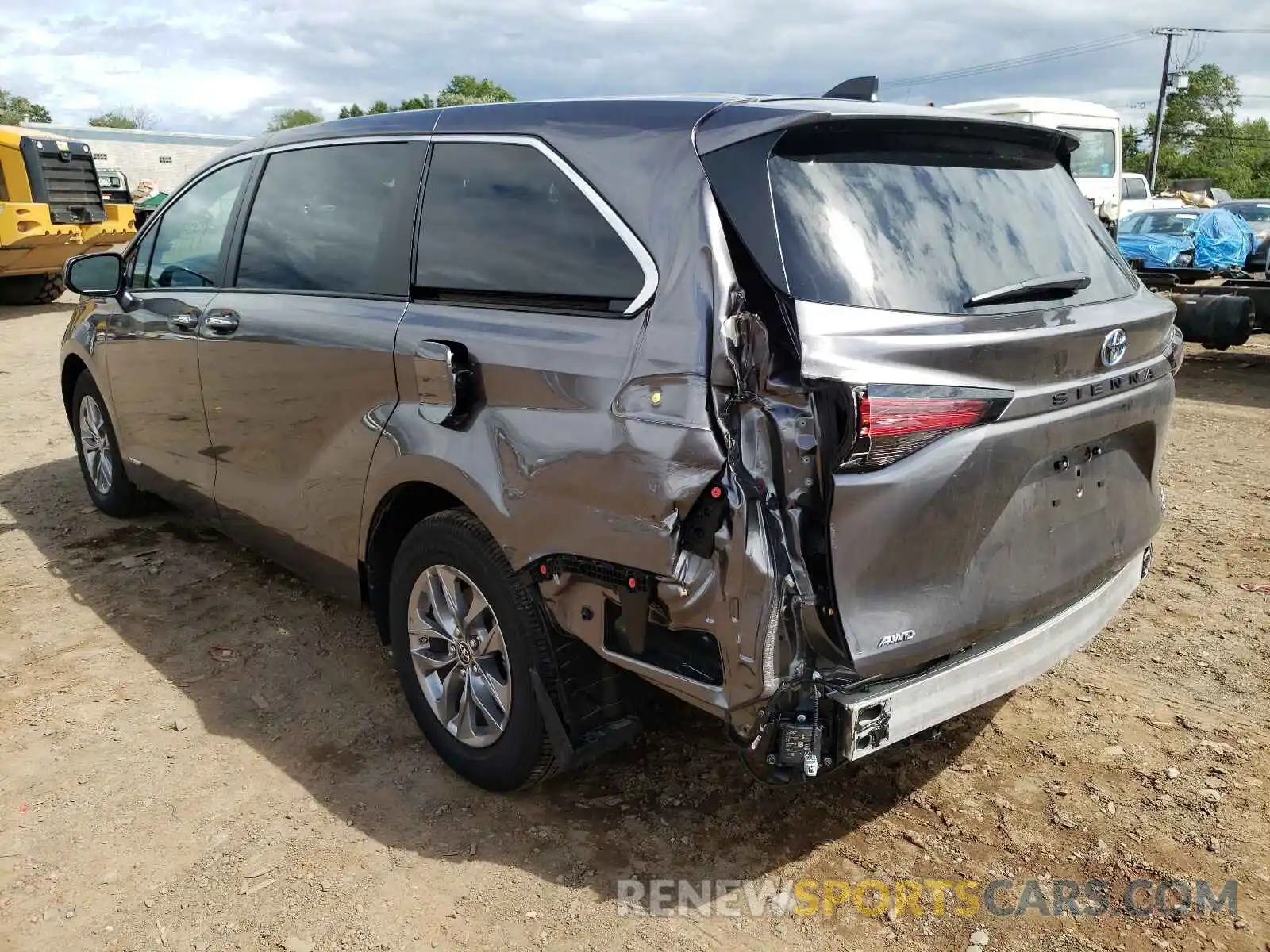 3 Photograph of a damaged car 5TDYSKFC1MS009237 TOYOTA SIENNA 2021