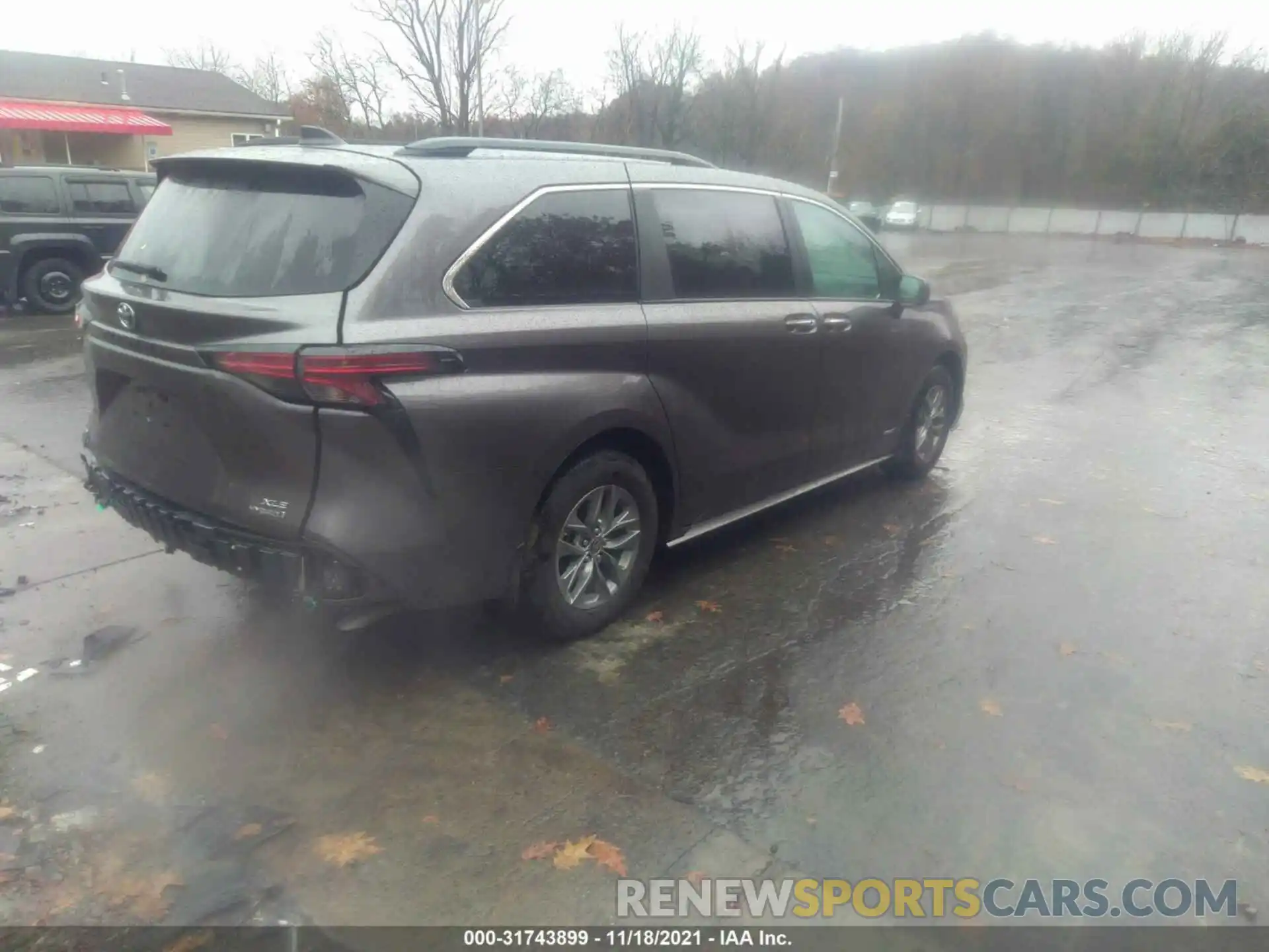 4 Photograph of a damaged car 5TDYSKFC1MS015829 TOYOTA SIENNA 2021