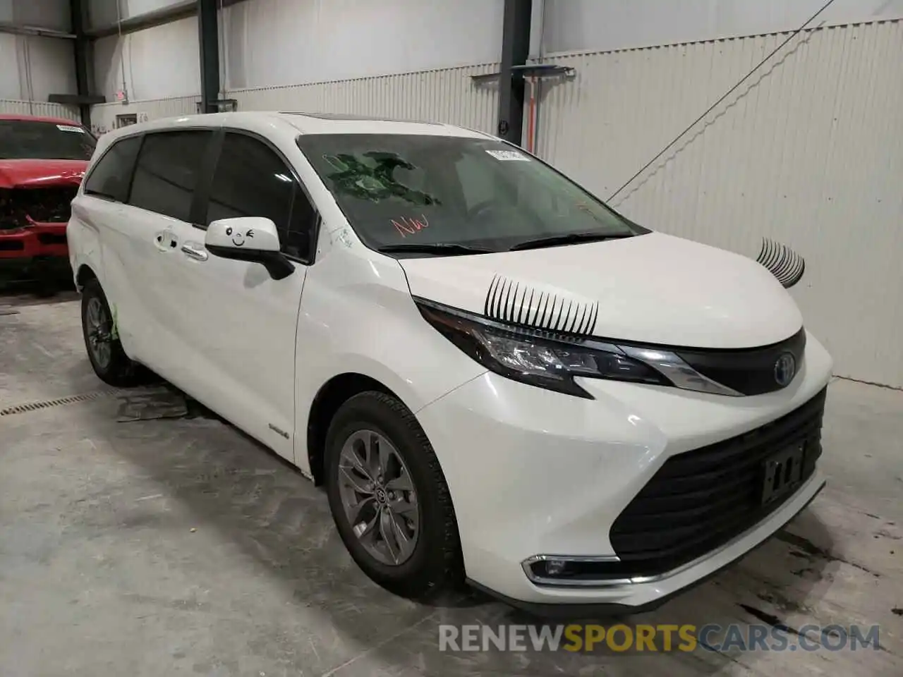 1 Photograph of a damaged car 5TDYSKFC2MS002135 TOYOTA SIENNA 2021