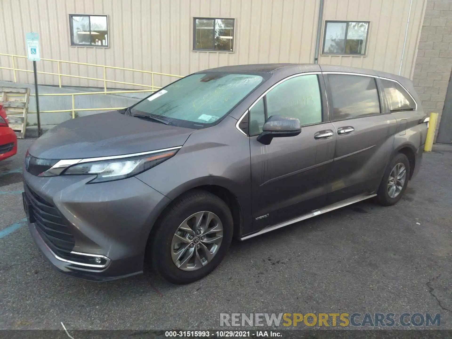 2 Photograph of a damaged car 5TDYSKFC2MS008288 TOYOTA SIENNA 2021