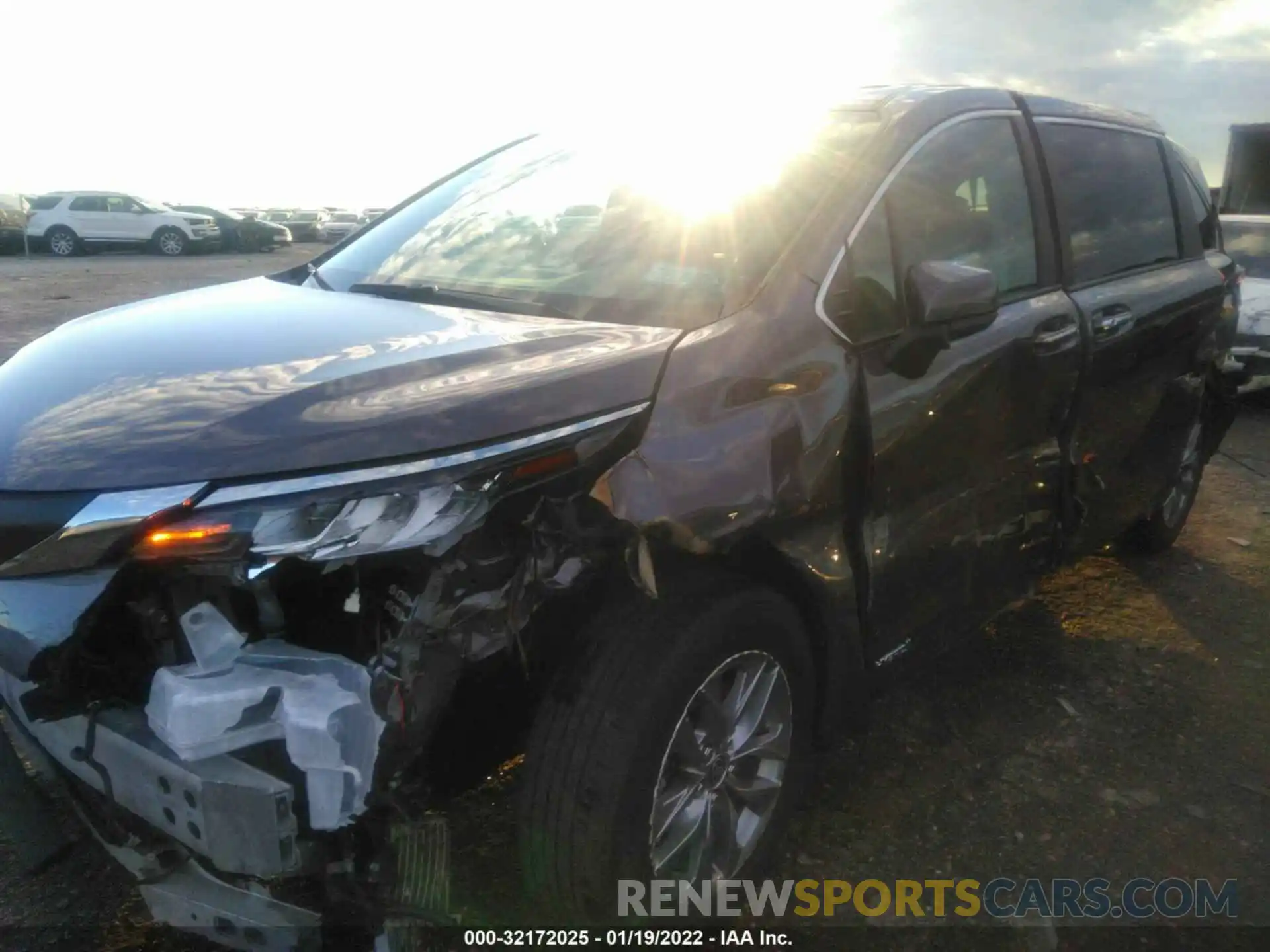 6 Photograph of a damaged car 5TDYSKFC3MS004735 TOYOTA SIENNA 2021