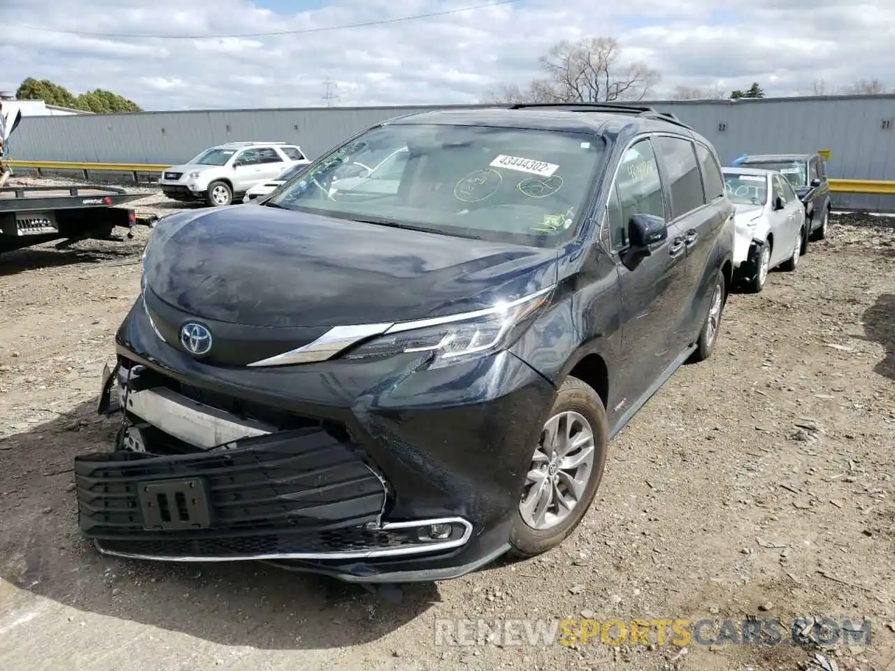 2 Photograph of a damaged car 5TDYSKFC3MS019199 TOYOTA SIENNA 2021