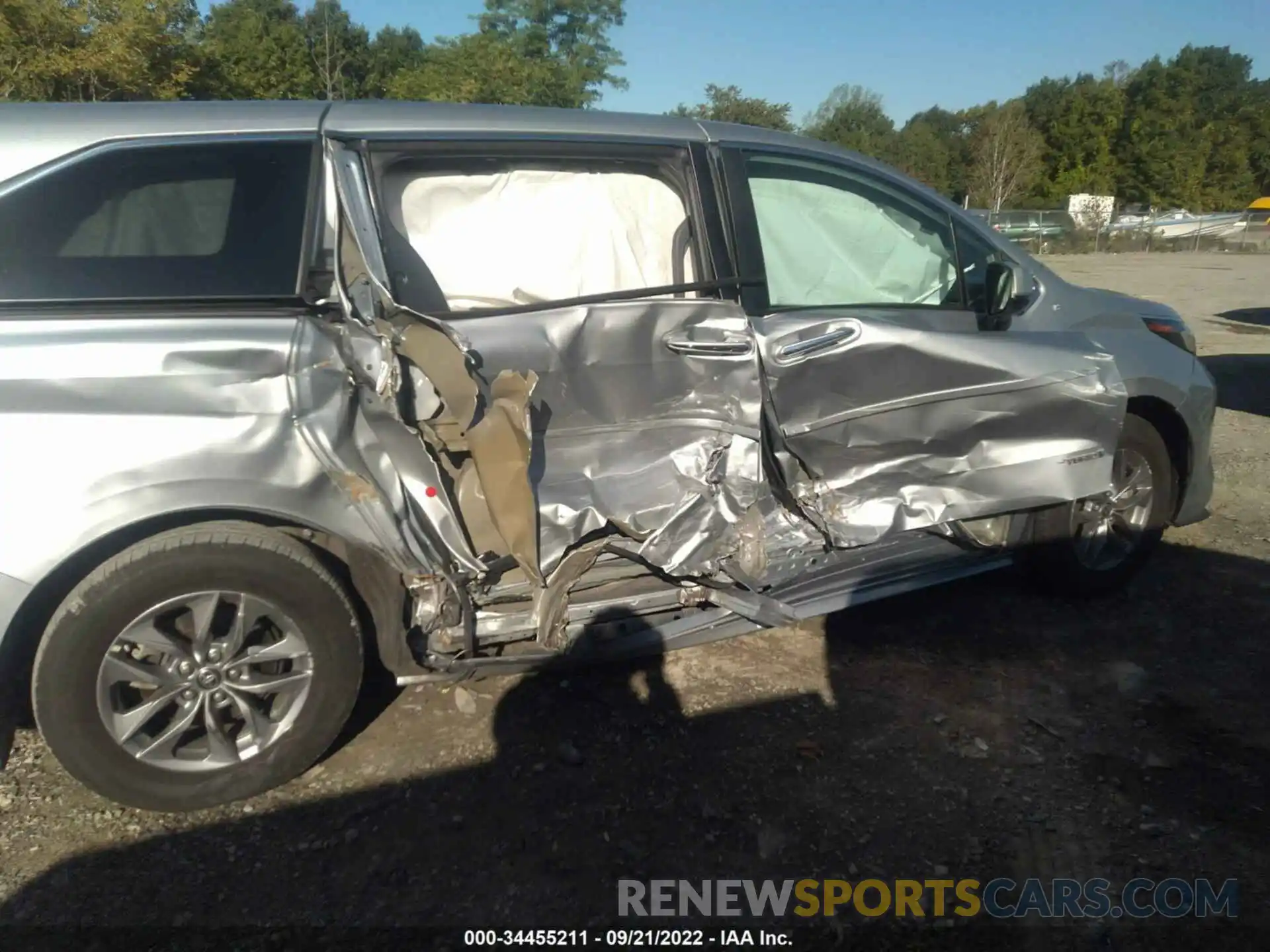 6 Photograph of a damaged car 5TDYSKFC3MS022832 TOYOTA SIENNA 2021