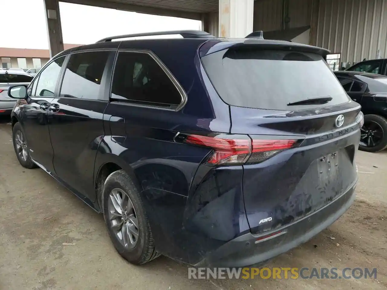 3 Photograph of a damaged car 5TDYSKFC5MS016188 TOYOTA SIENNA 2021