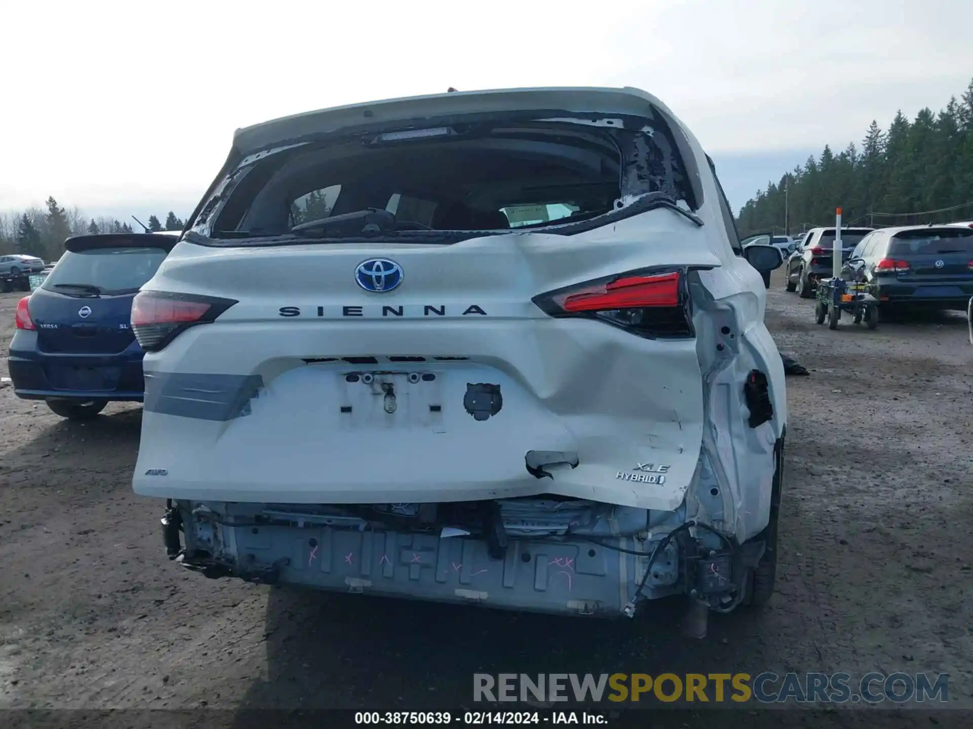 16 Photograph of a damaged car 5TDYSKFC6MS030245 TOYOTA SIENNA 2021