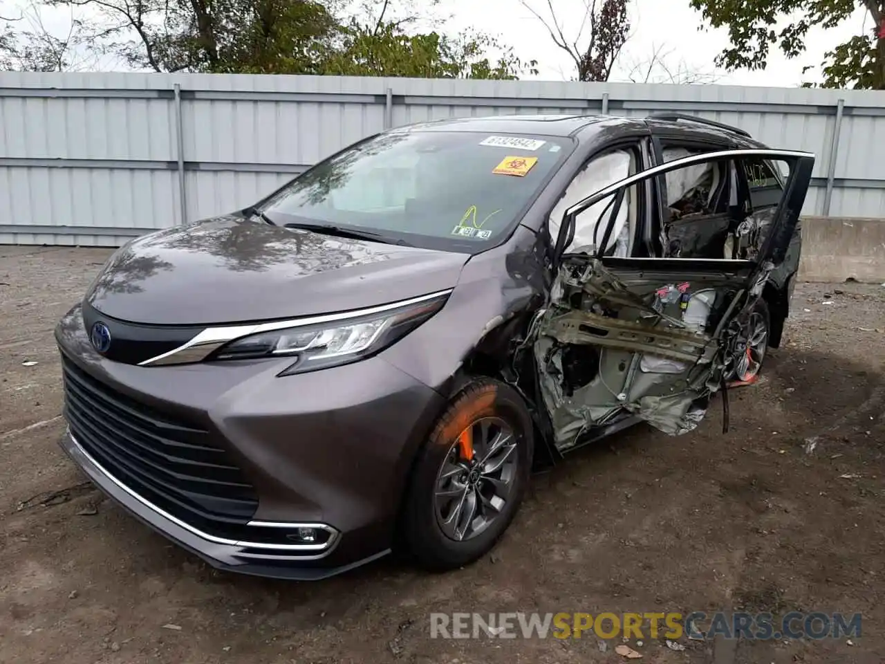 2 Photograph of a damaged car 5TDYSKFC7MS017343 TOYOTA SIENNA 2021