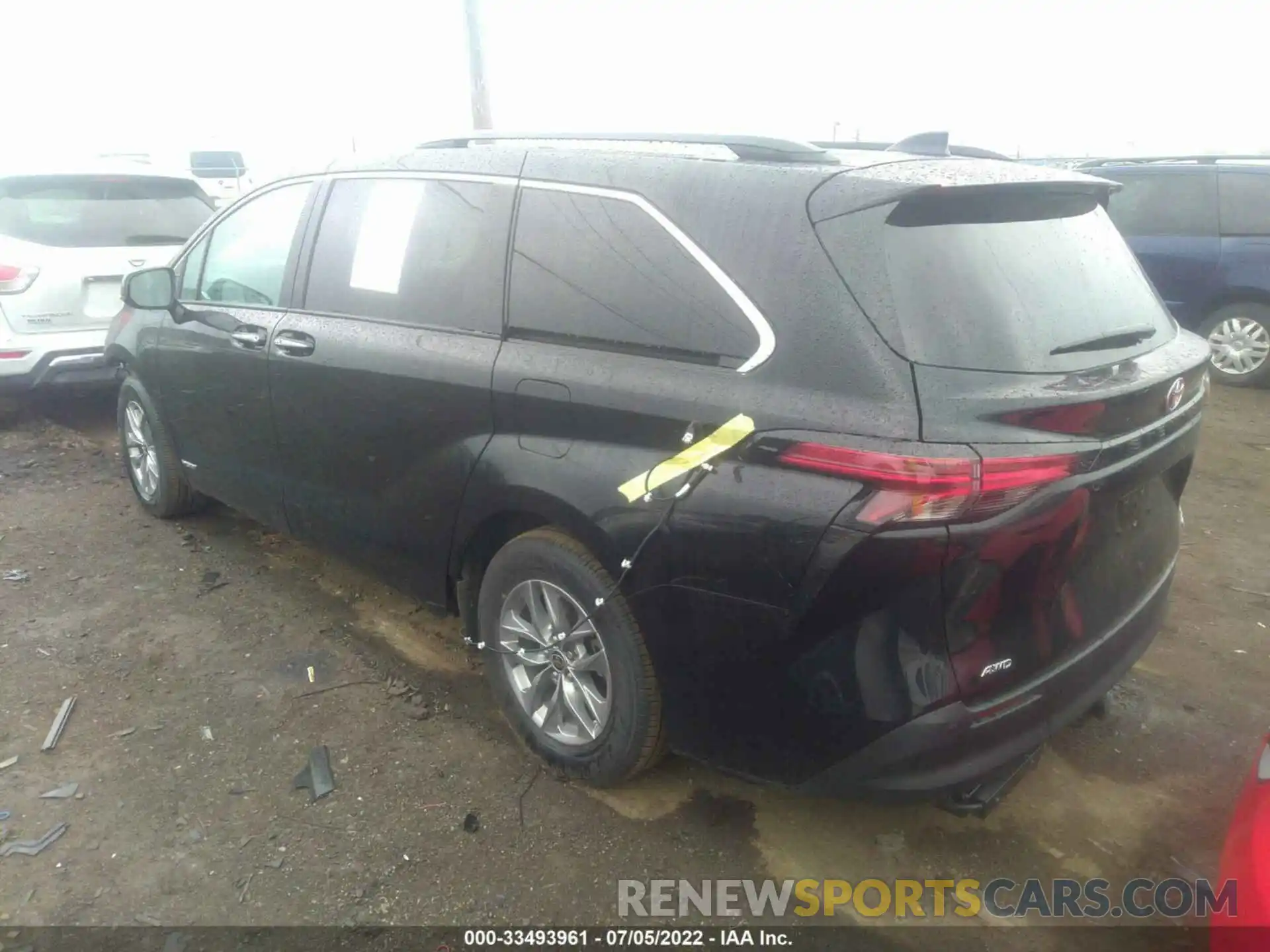 3 Photograph of a damaged car 5TDYSKFC7MS039939 TOYOTA SIENNA 2021