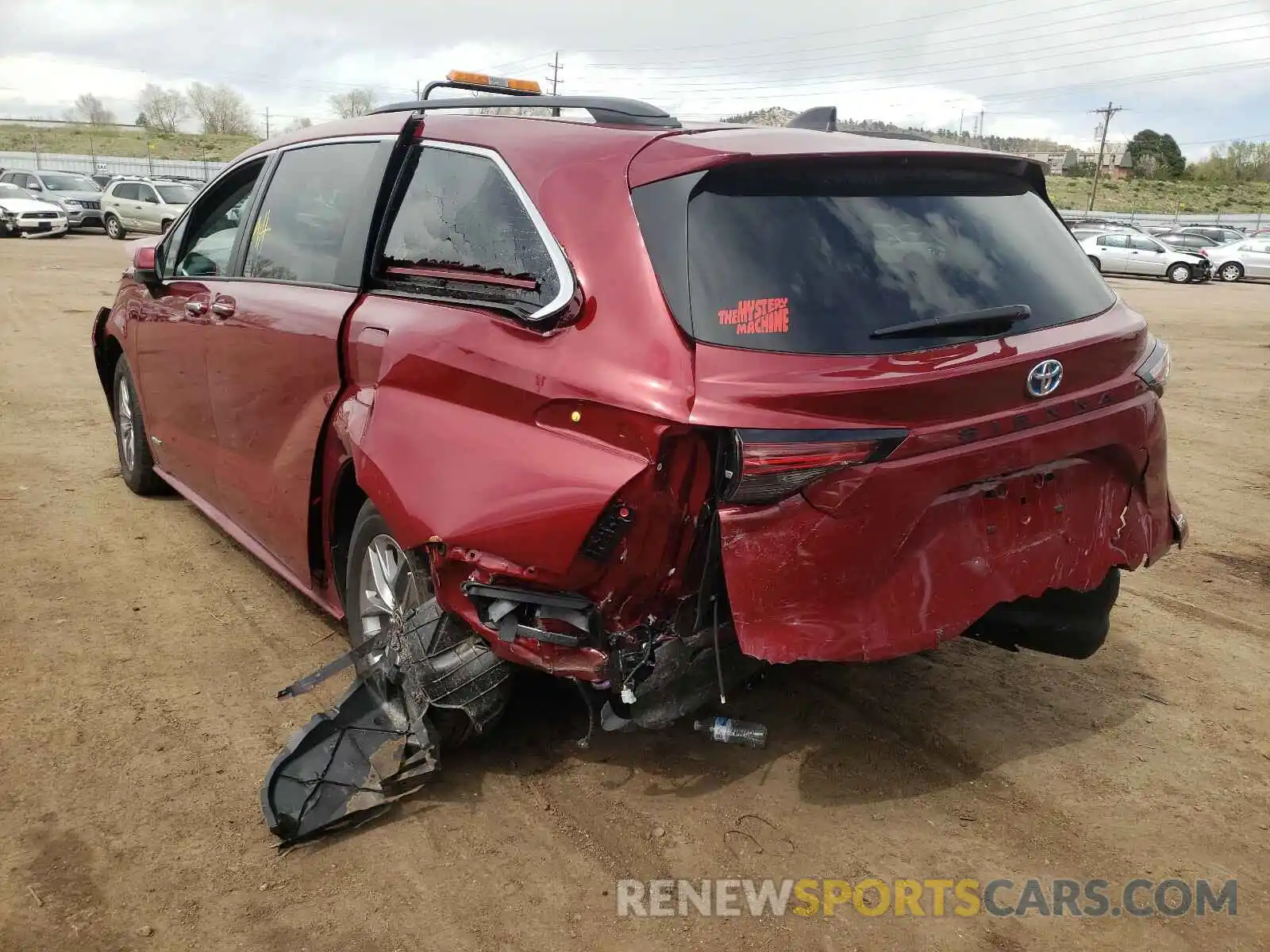 3 Photograph of a damaged car 5TDYSKFC8MS016394 TOYOTA SIENNA 2021