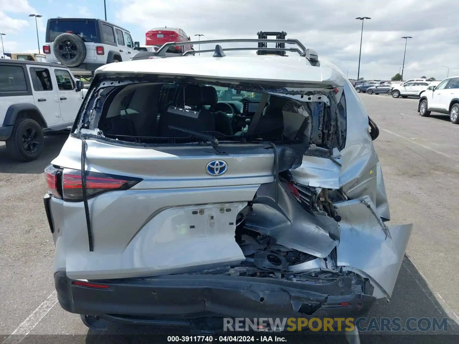 16 Photograph of a damaged car 5TDYSKFC8MS040033 TOYOTA SIENNA 2021