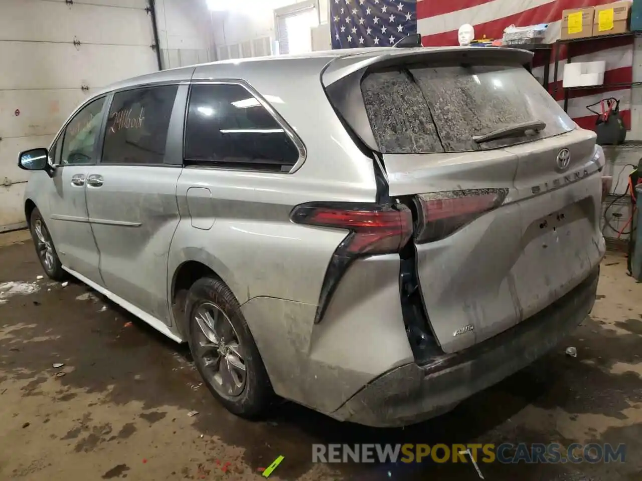 3 Photograph of a damaged car 5TDYSKFC9MS003959 TOYOTA SIENNA 2021