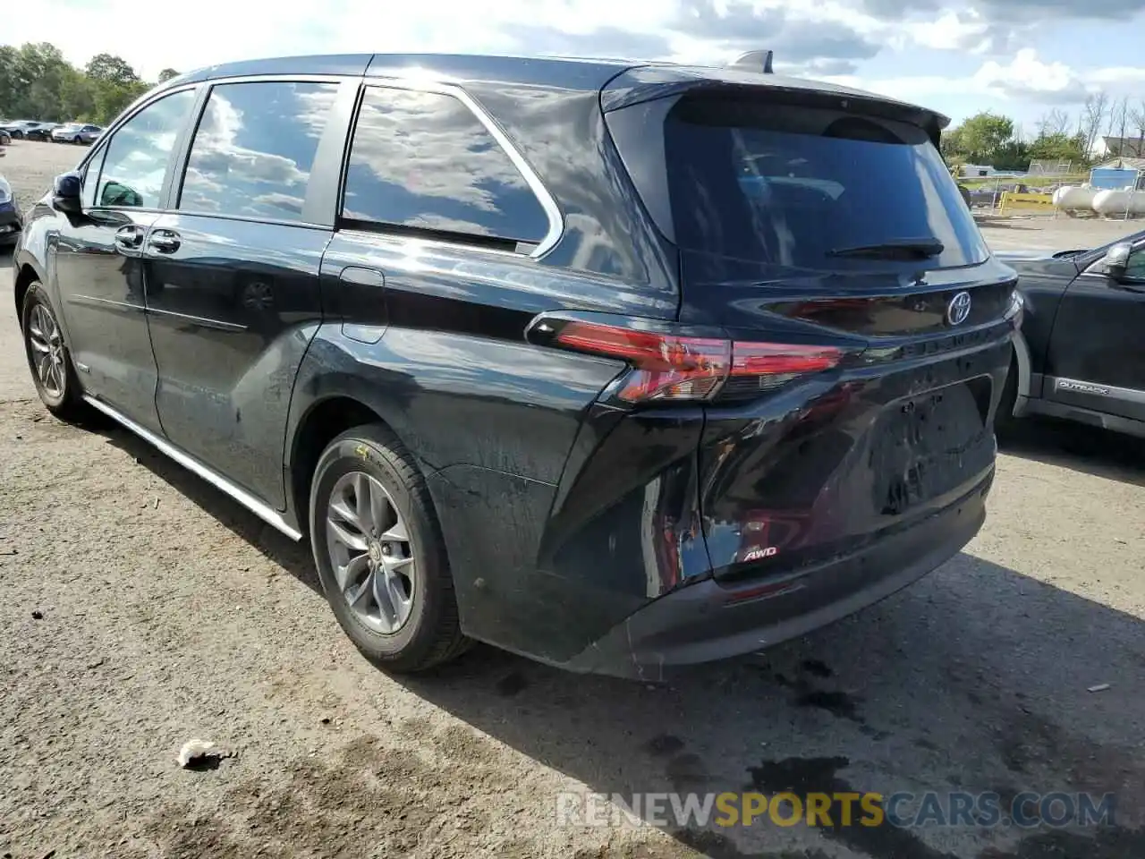 3 Photograph of a damaged car 5TDYSKFC9MS005971 TOYOTA SIENNA 2021