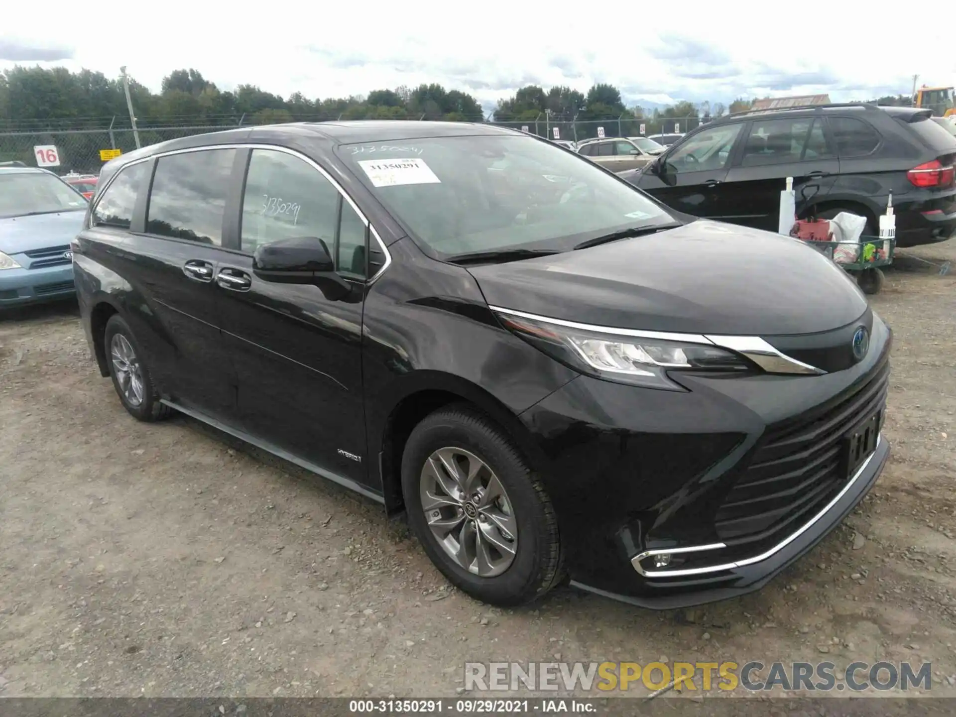 1 Photograph of a damaged car 5TDYSKFC9MS024312 TOYOTA SIENNA 2021