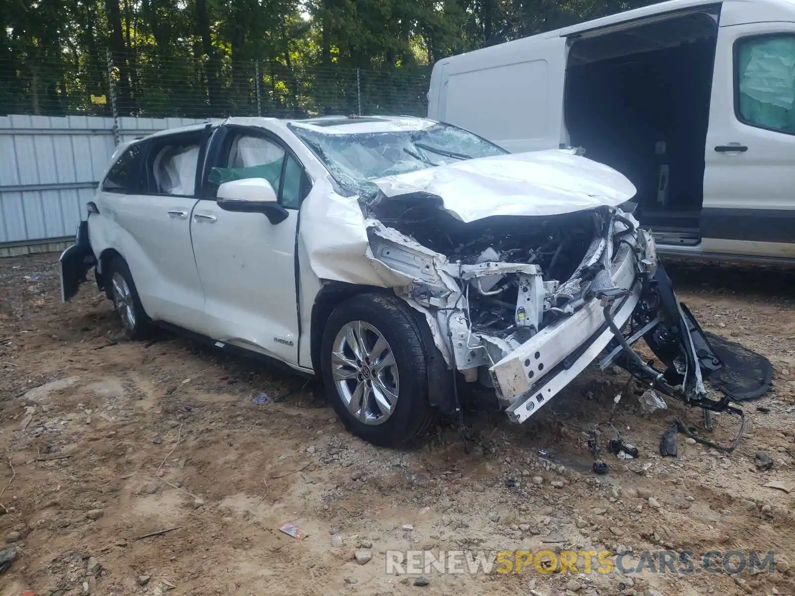 1 Photograph of a damaged car 5TDZRKEC0MS004127 TOYOTA SIENNA 2021