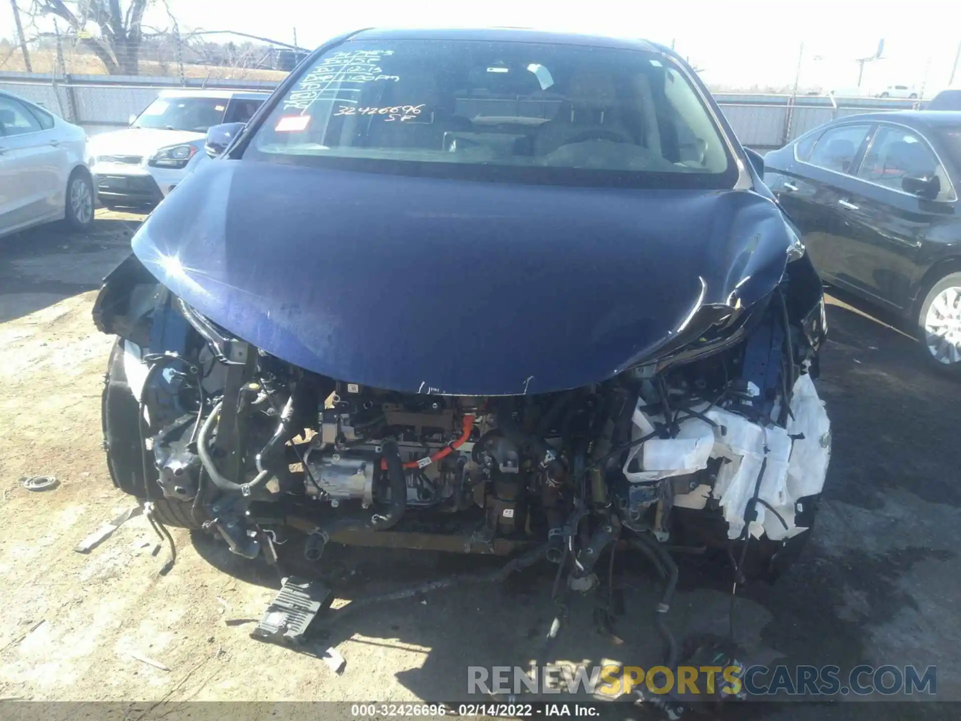 6 Photograph of a damaged car 5TDZRKEC0MS067129 TOYOTA SIENNA 2021