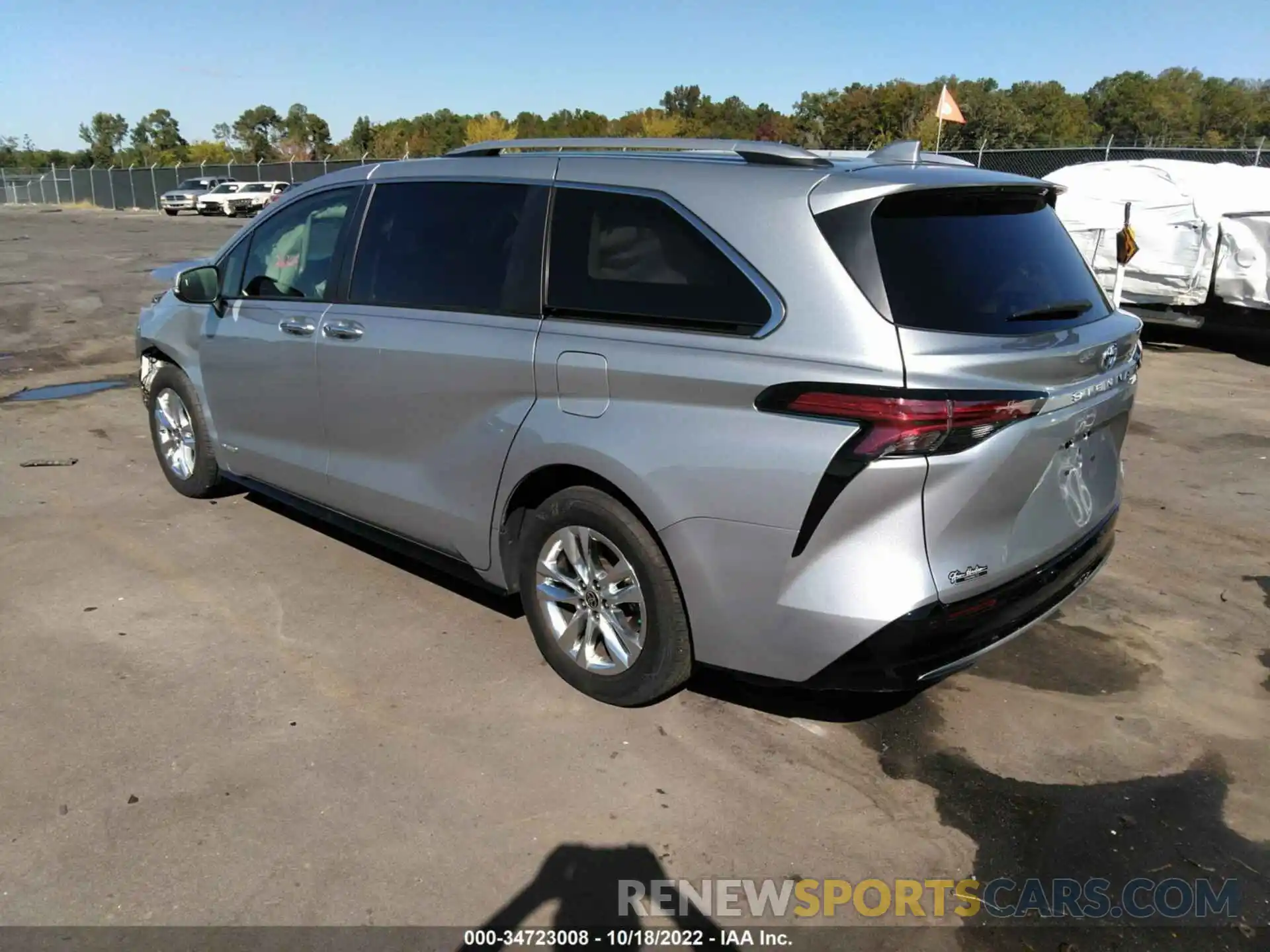 3 Photograph of a damaged car 5TDZRKEC2MS031863 TOYOTA SIENNA 2021