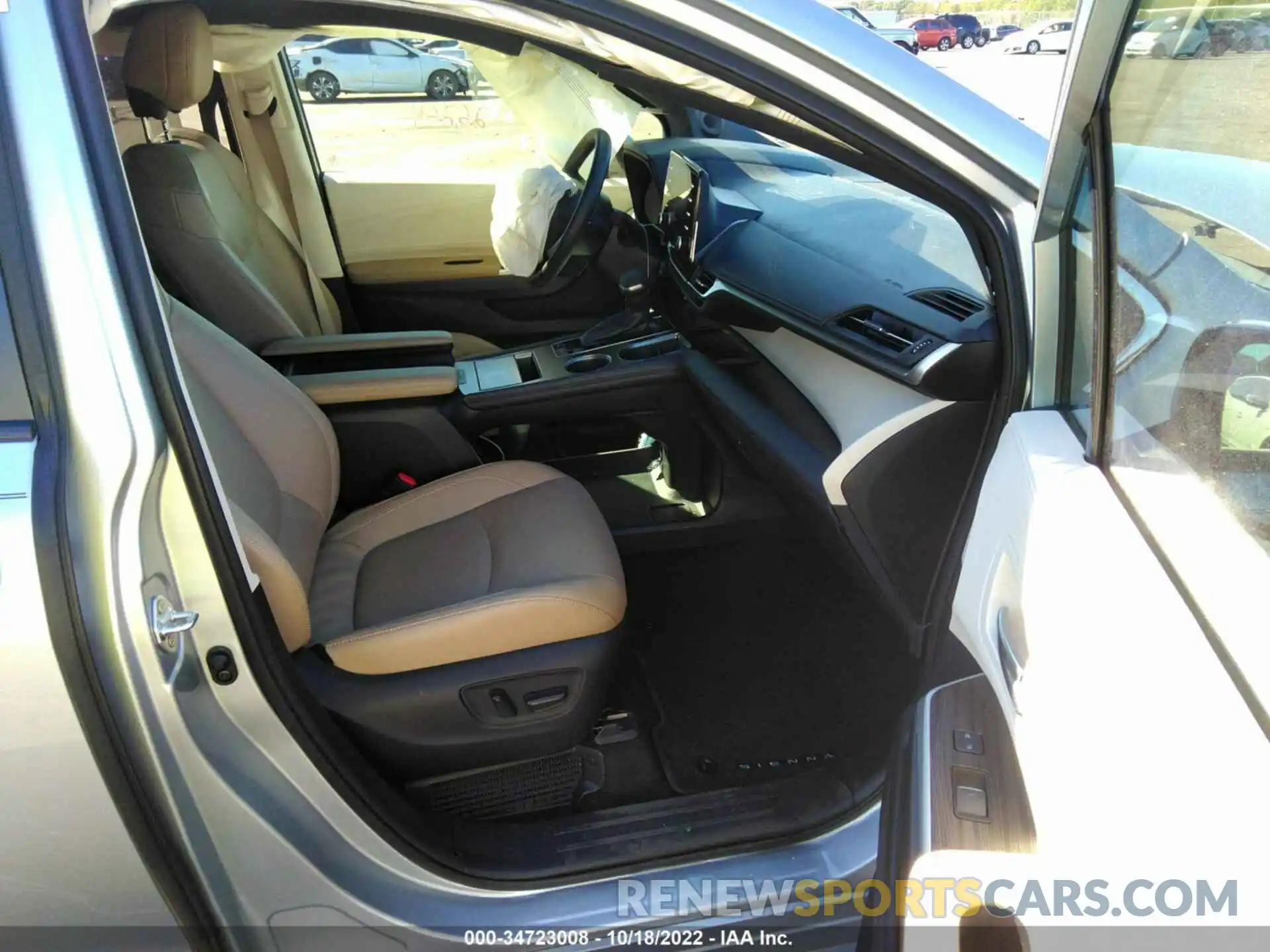 5 Photograph of a damaged car 5TDZRKEC2MS031863 TOYOTA SIENNA 2021