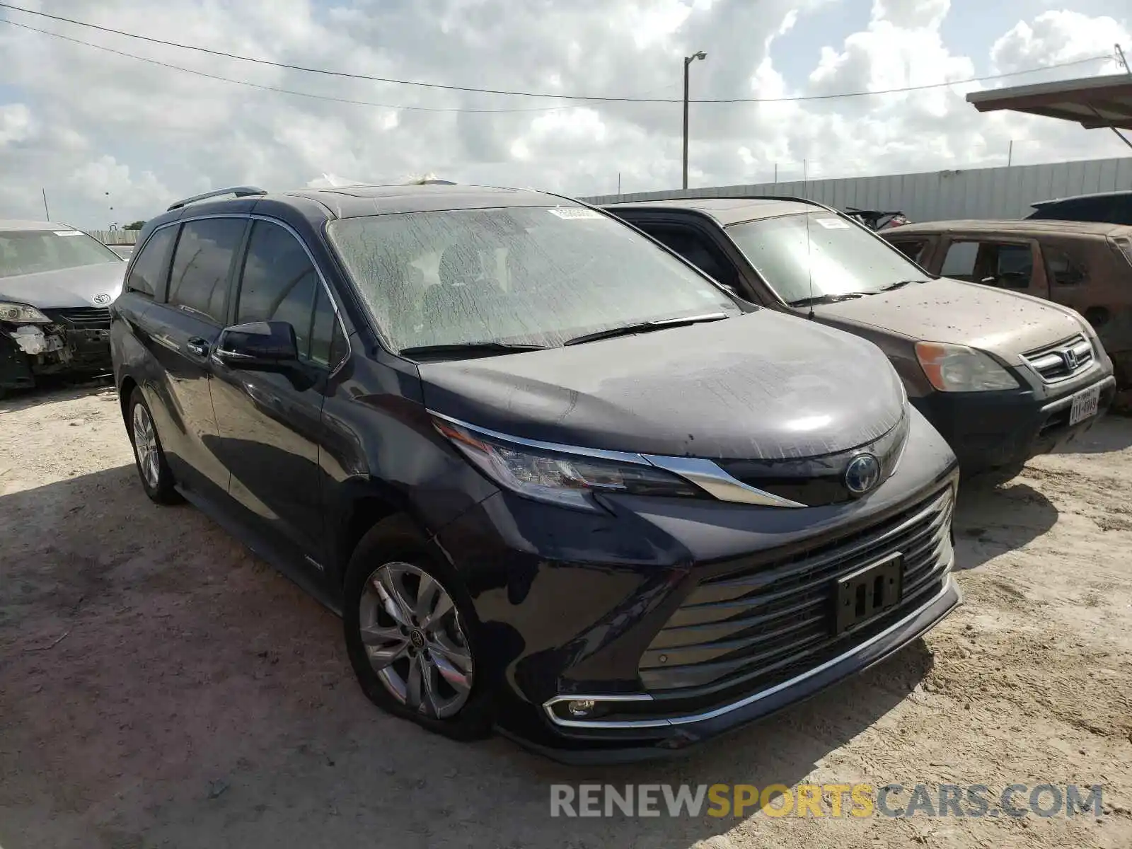 1 Photograph of a damaged car 5TDZRKEC3MS035453 TOYOTA SIENNA 2021