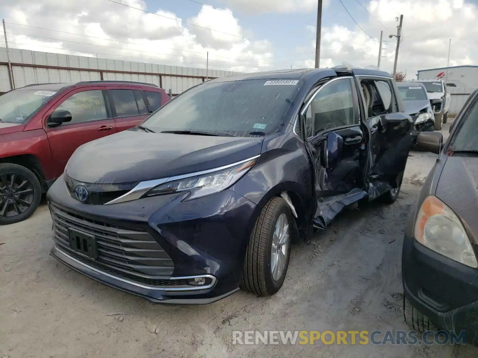 2 Фотография поврежденного автомобиля 5TDZRKEC3MS035453 TOYOTA SIENNA 2021