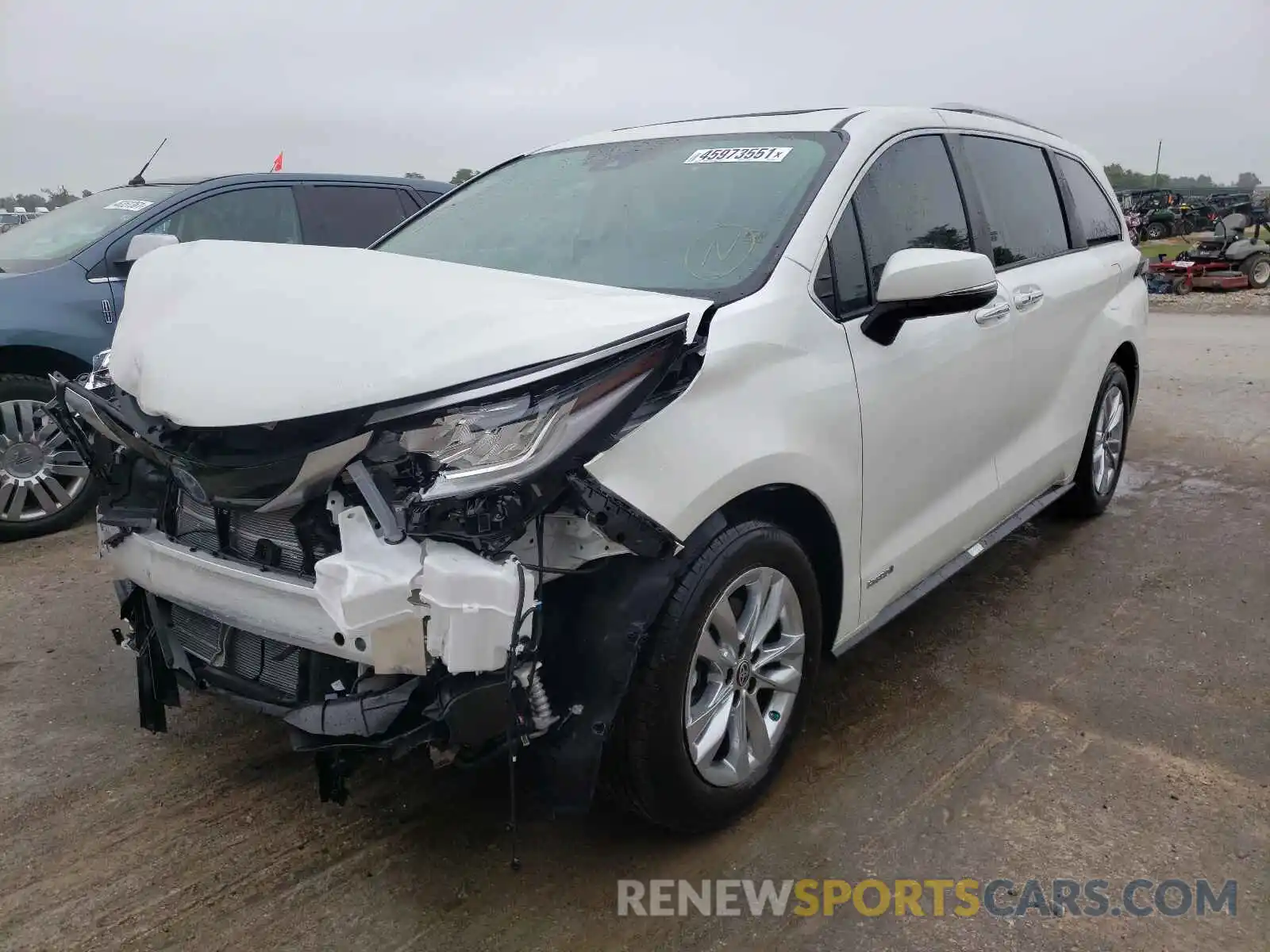 2 Photograph of a damaged car 5TDZRKEC4MS042668 TOYOTA SIENNA 2021