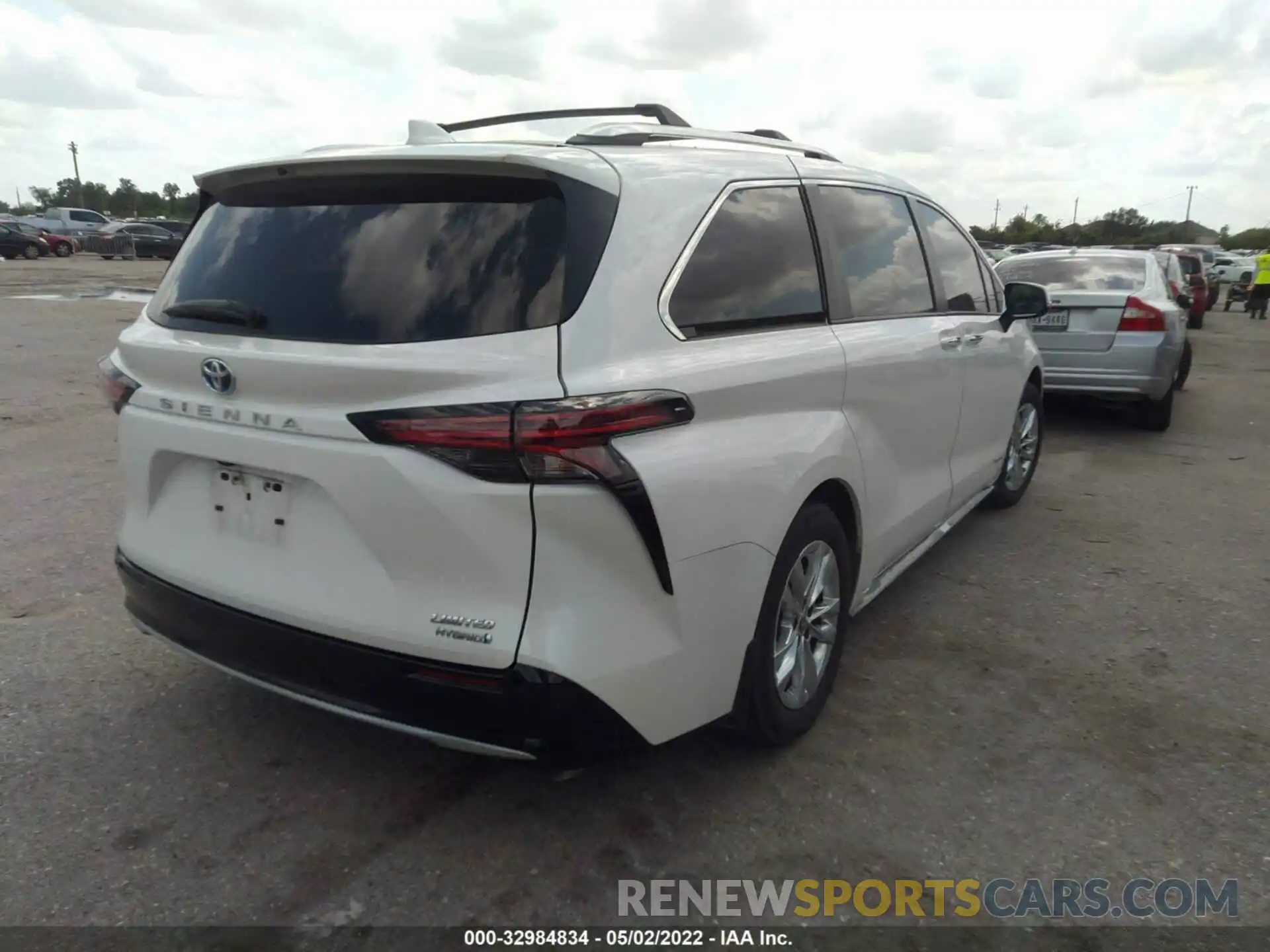 4 Фотография поврежденного автомобиля 5TDZRKEC6MS018226 TOYOTA SIENNA 2021