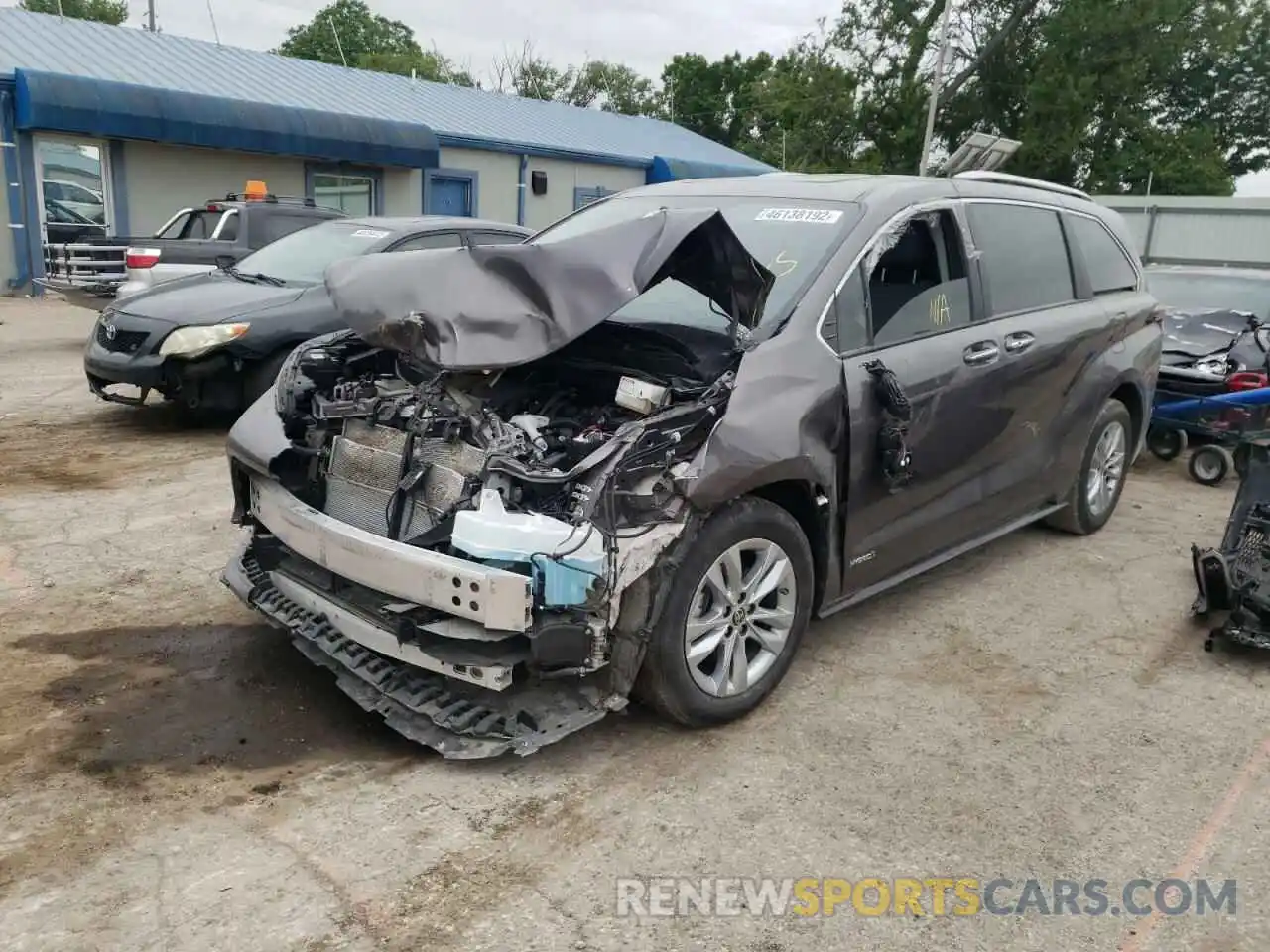 2 Photograph of a damaged car 5TDZRKEC9MS007771 TOYOTA SIENNA 2021