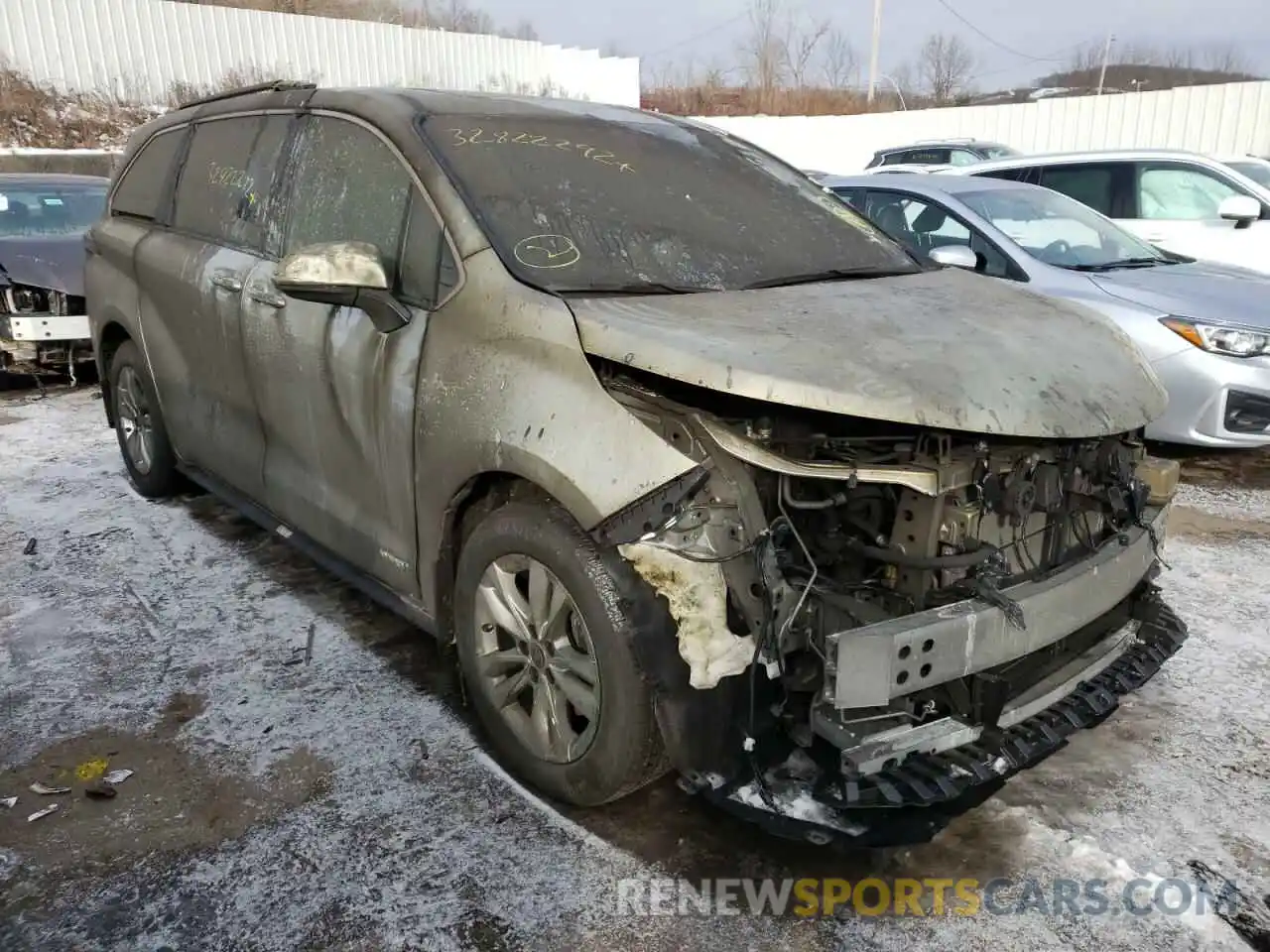 1 Photograph of a damaged car 5TDZSKFC3MS034631 TOYOTA SIENNA 2021