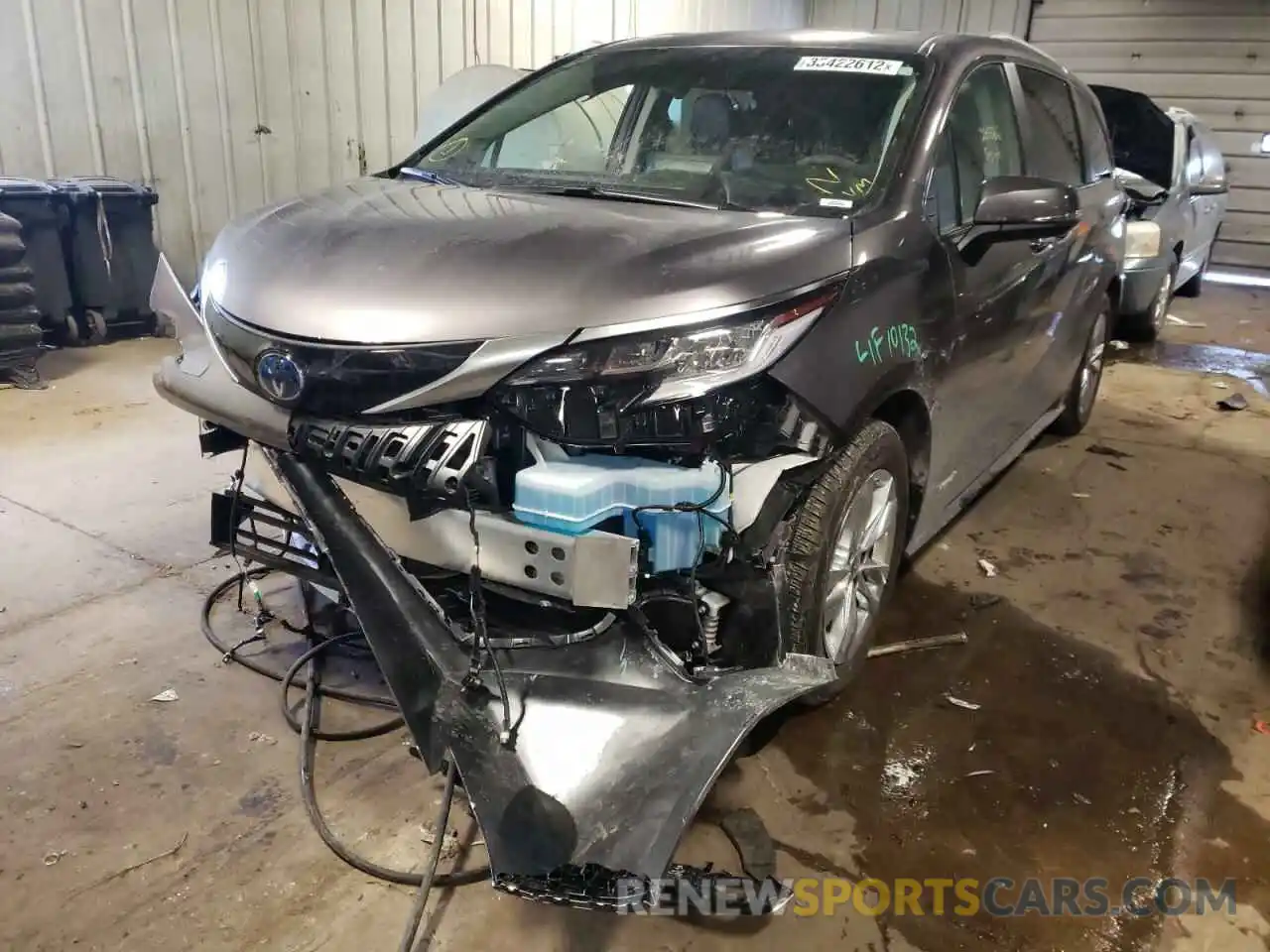 2 Photograph of a damaged car 5TDZSKFC3MS036508 TOYOTA SIENNA 2021