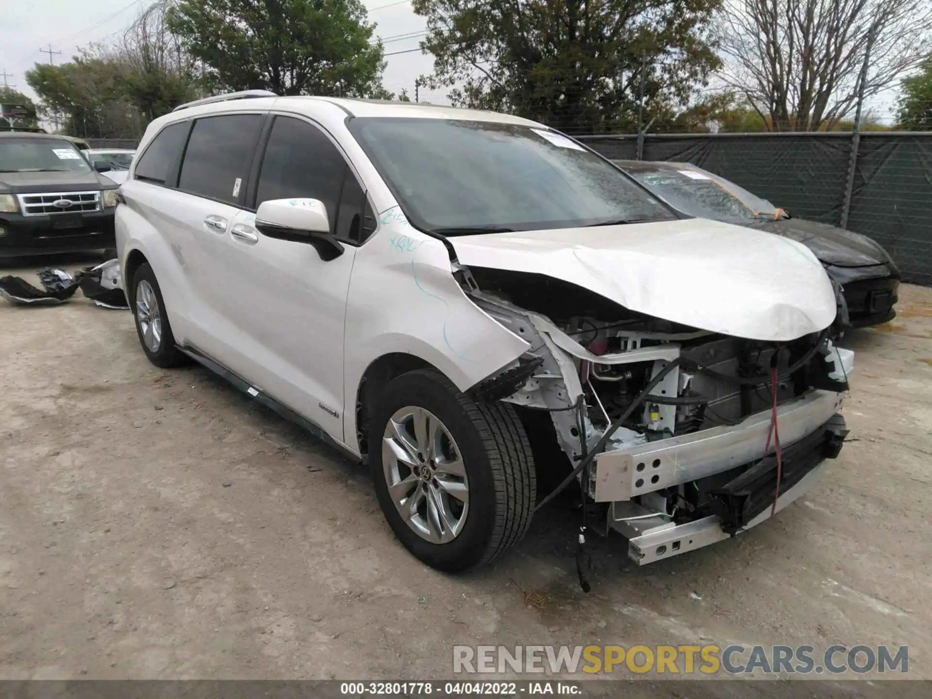 1 Photograph of a damaged car 5TDZSKFC8MS033250 TOYOTA SIENNA 2021