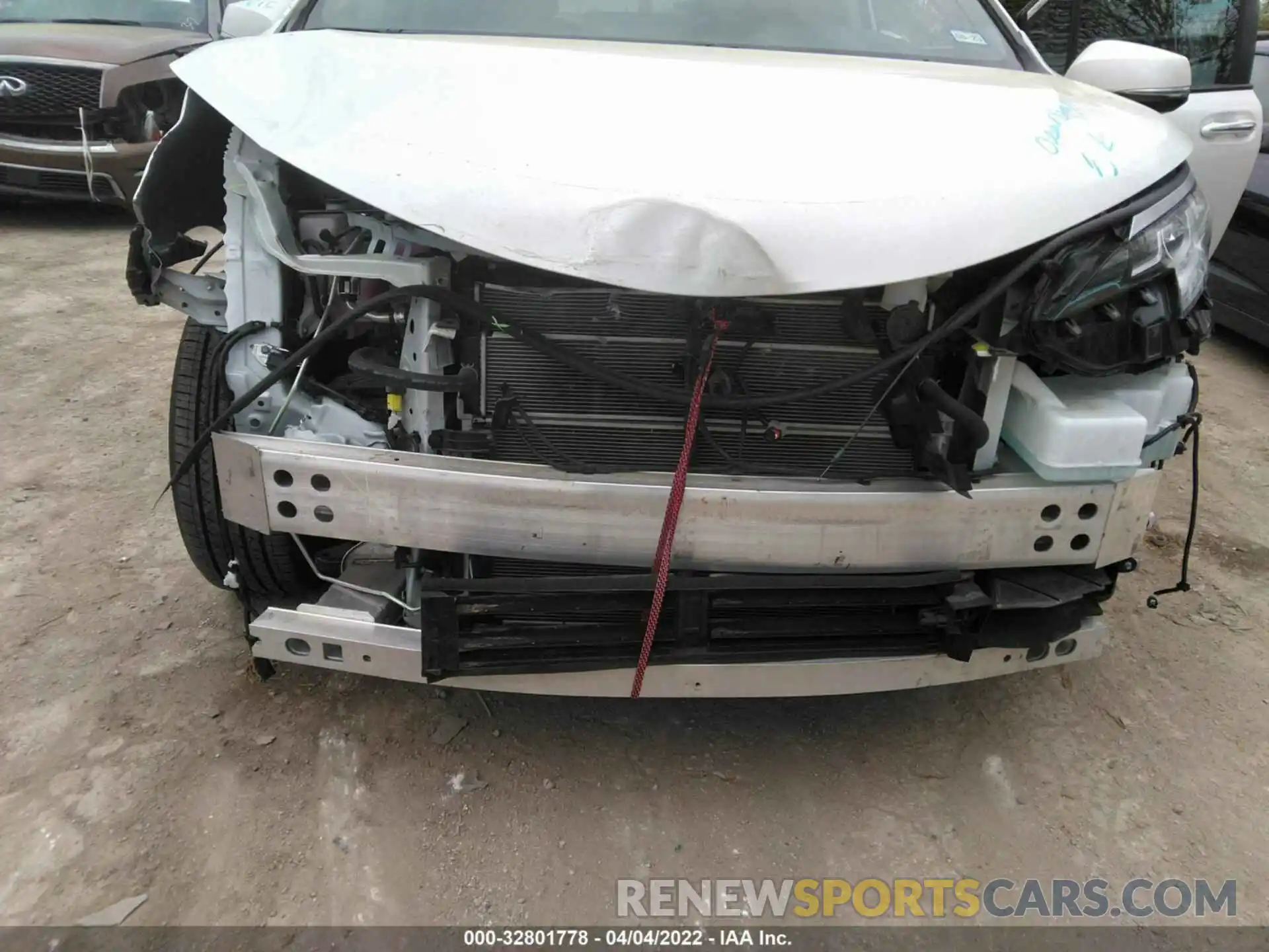 6 Photograph of a damaged car 5TDZSKFC8MS033250 TOYOTA SIENNA 2021