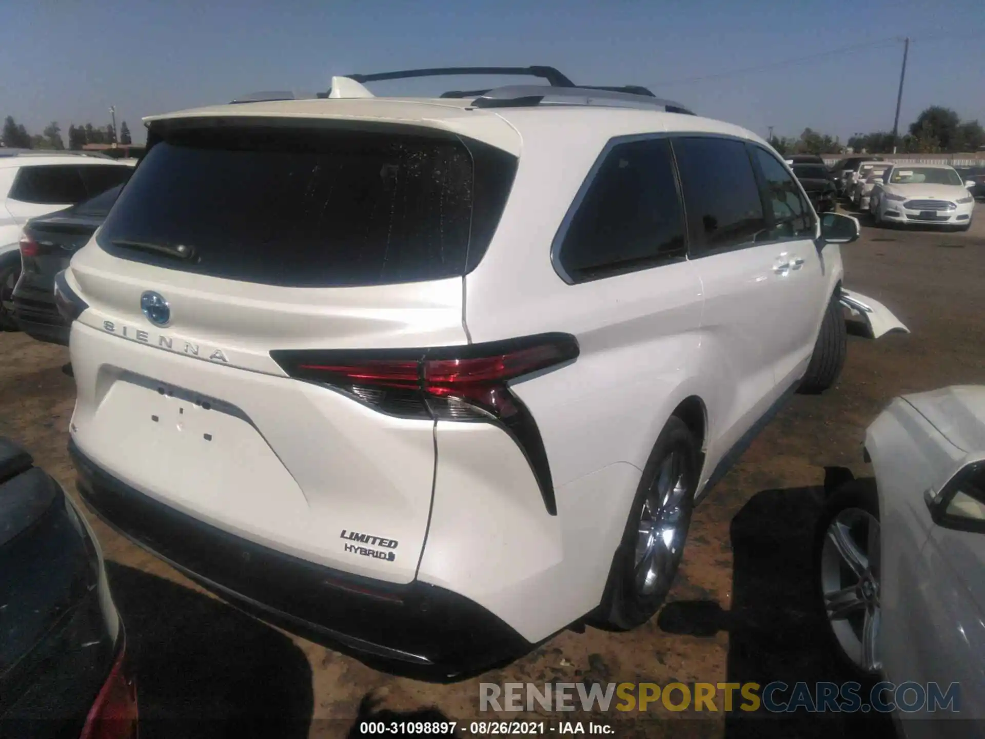 4 Photograph of a damaged car 5TDZSKFC9MS029627 TOYOTA SIENNA 2021