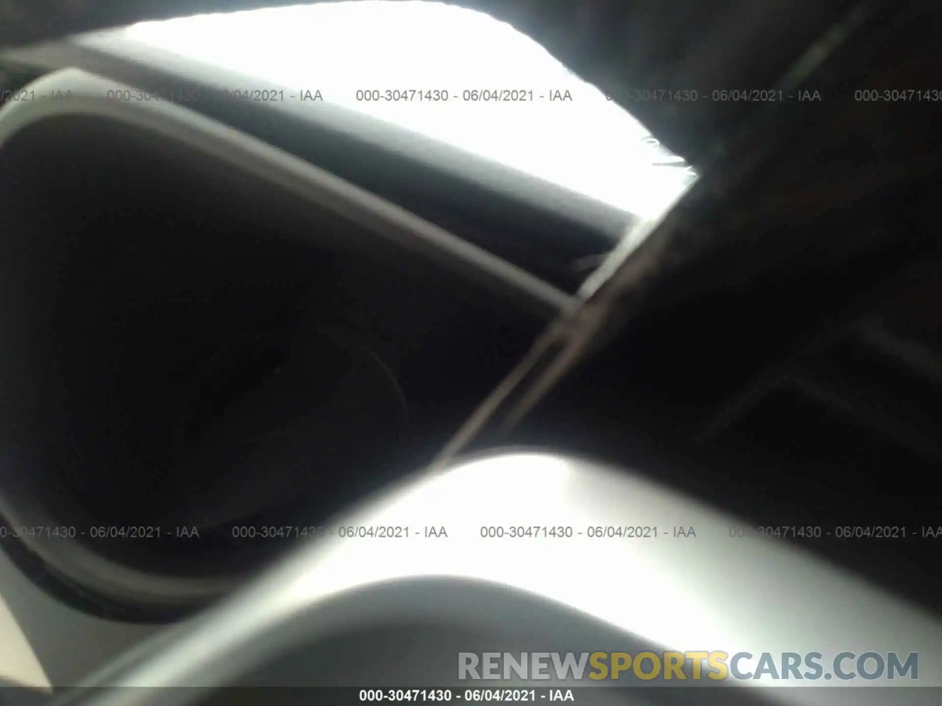 7 Photograph of a damaged car 5TDZSKFCXMS008267 TOYOTA SIENNA 2021