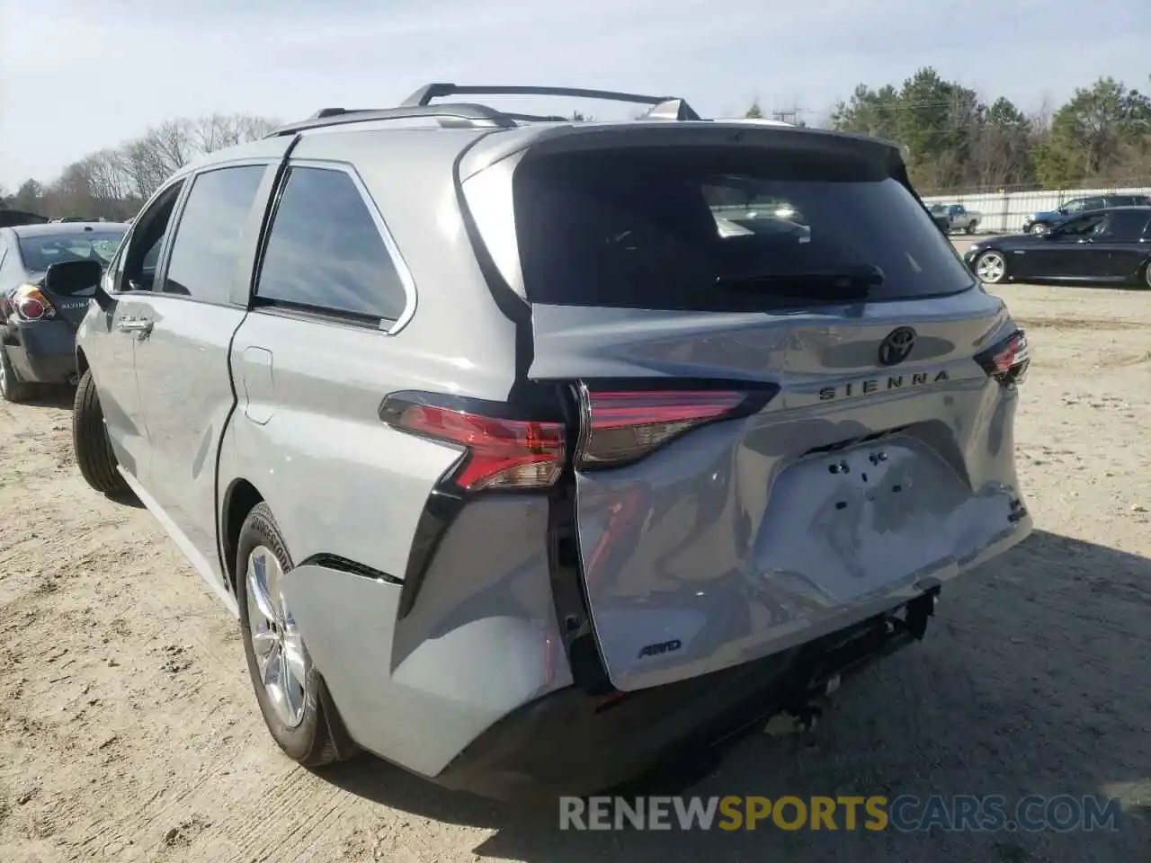 3 Photograph of a damaged car 5TDASKFC6NS053527 TOYOTA SIENNA 2022